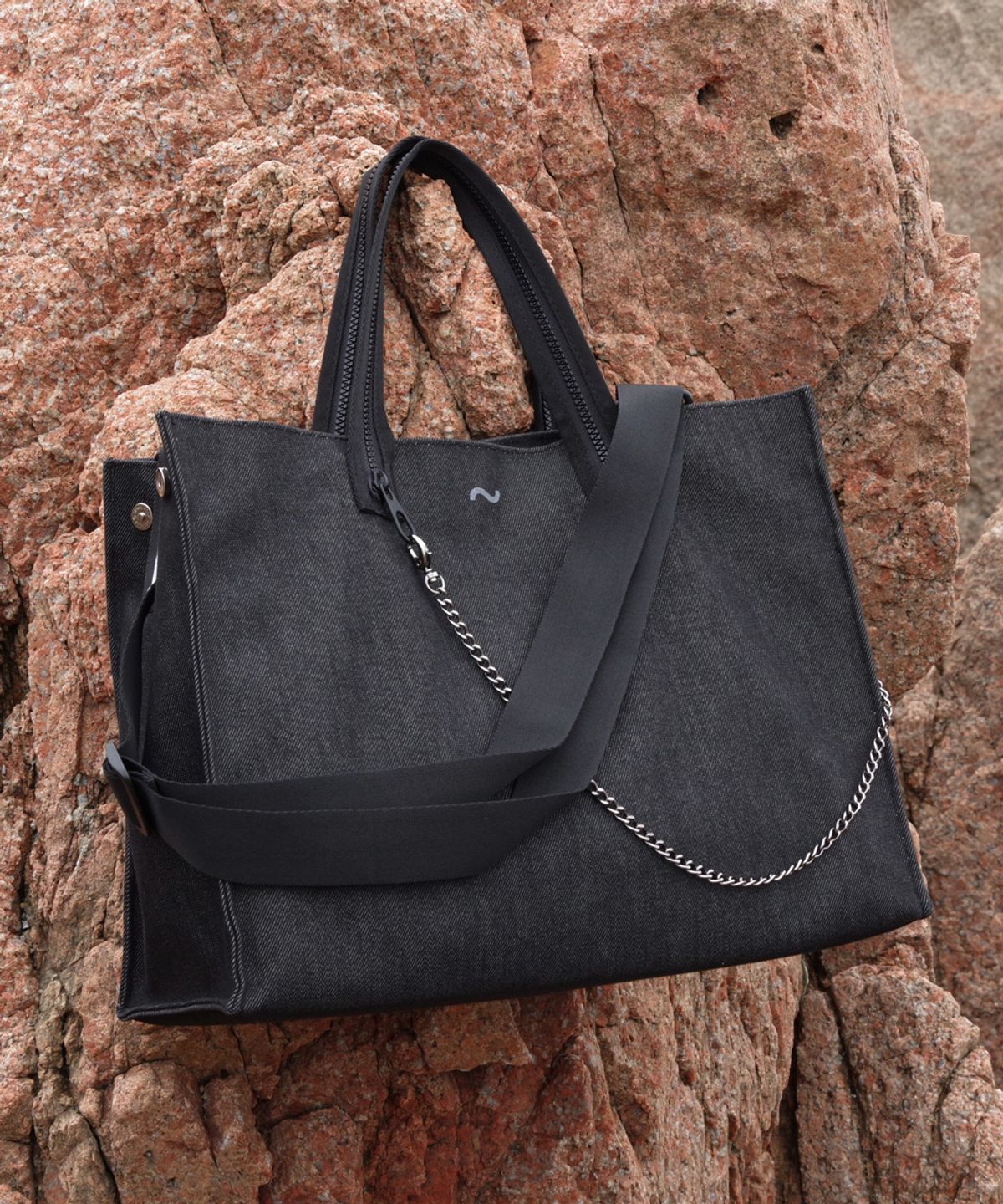 톰투머로우(TOMTOMORROW) signature bag [bk]