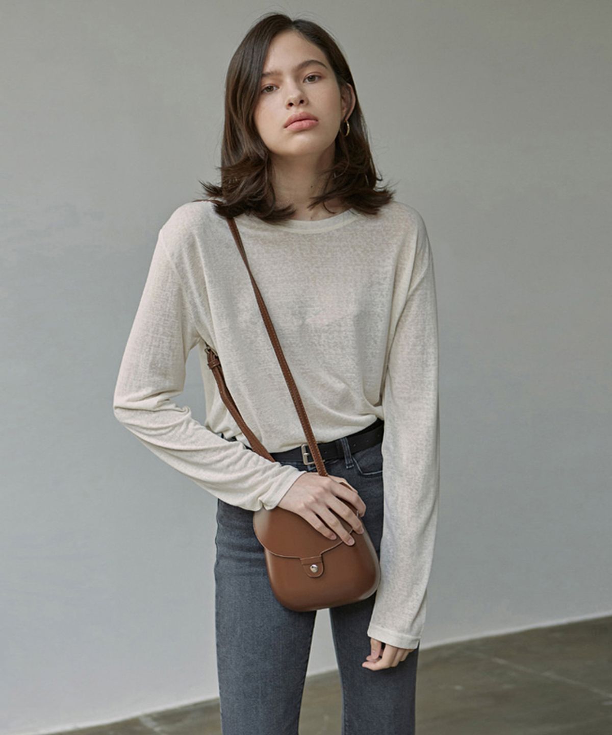 로에일(LOEIL) 퓨어 롱 슬리브 티셔츠_크림