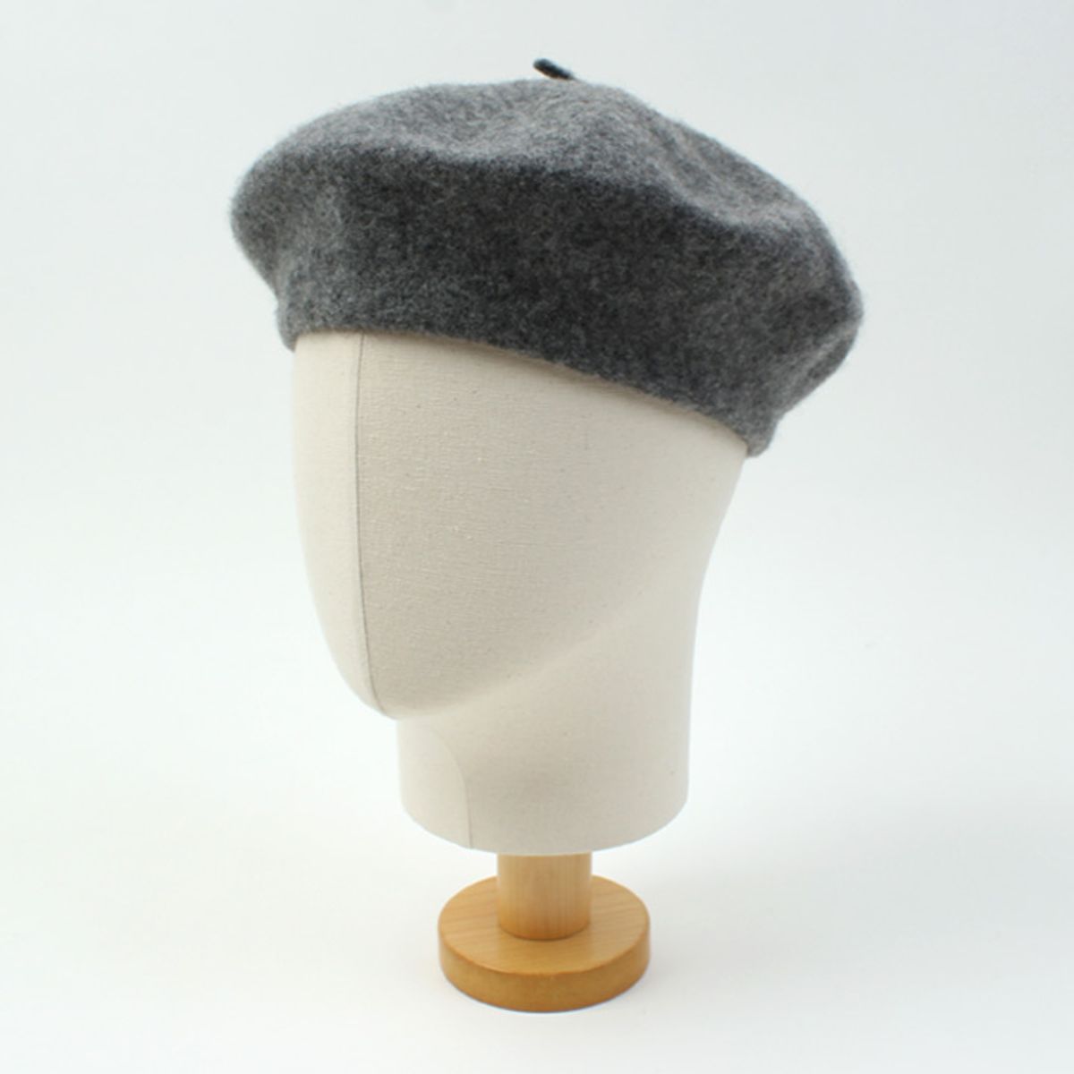 유니버셜 케미스트리(UNIVERSAL CHEMISTRY) Wool Light Gray Beret 울베레모
