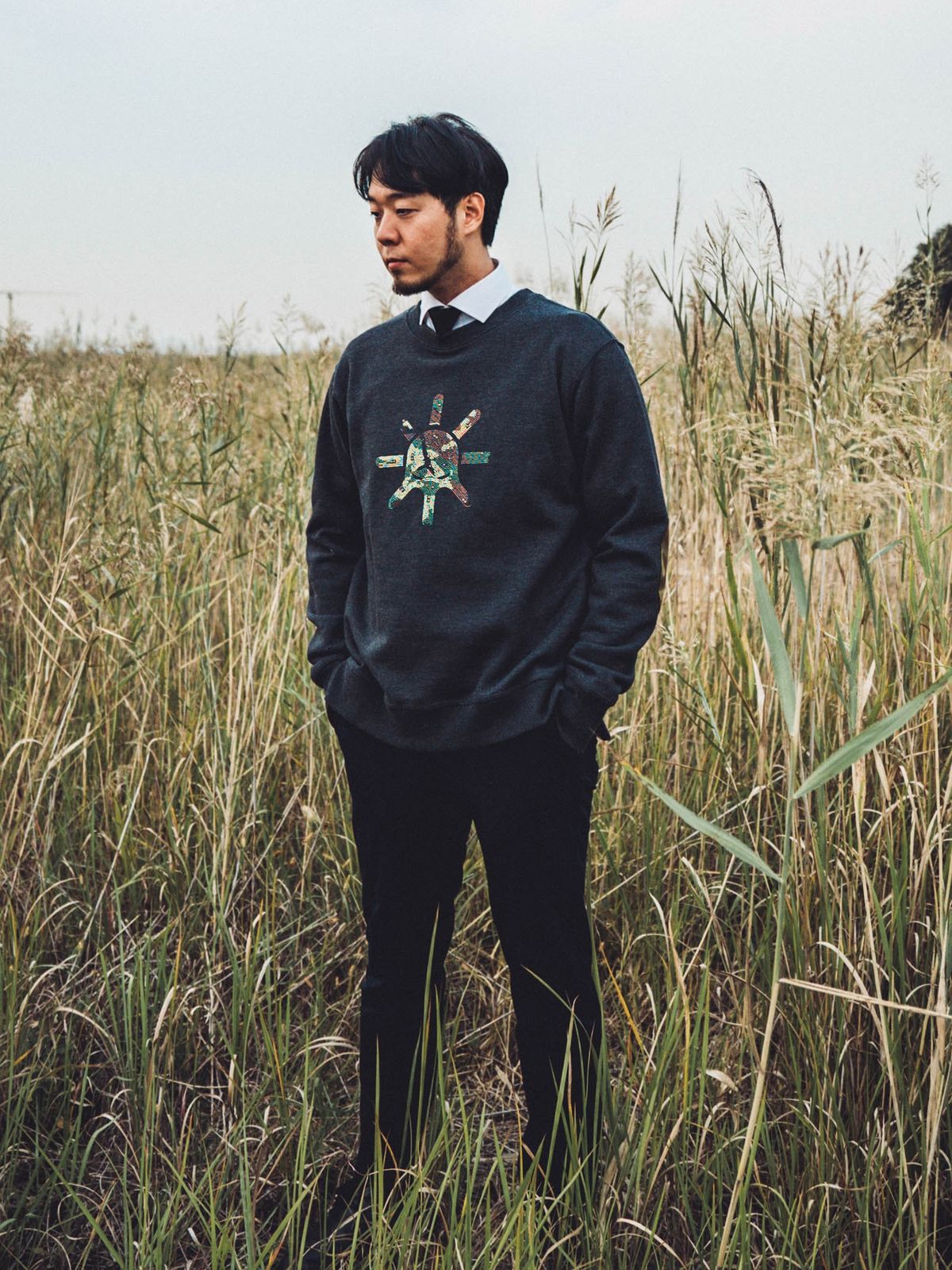 모빈스알(MOVINS.R) AXIO LUXOCTO SWEAT BLACK