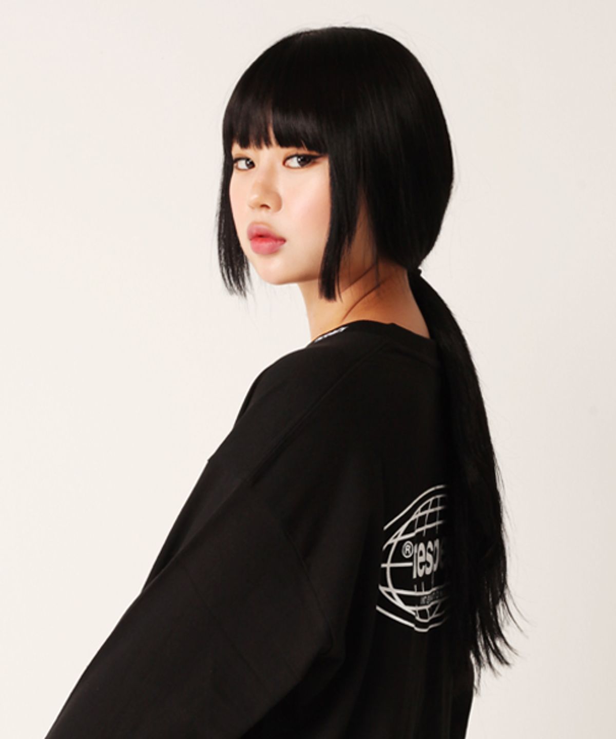 리스펙트(RESPECT) 인터네셔널 백로고 리스펙트 롱슬리브 (블랙)