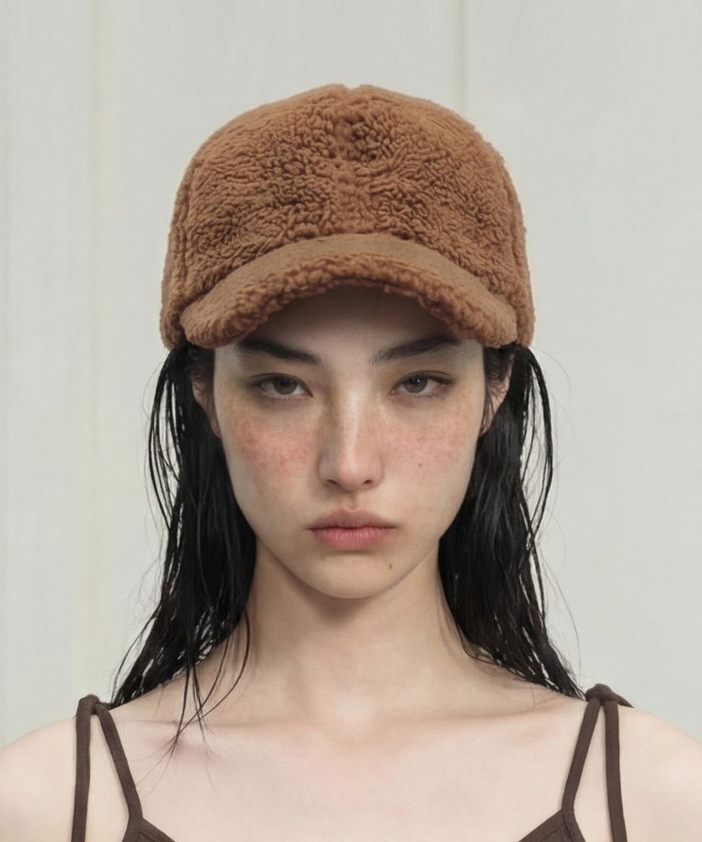 겨울 볼캡 SHORT VISOR BALL CAP / POODLE / CARAMEL
