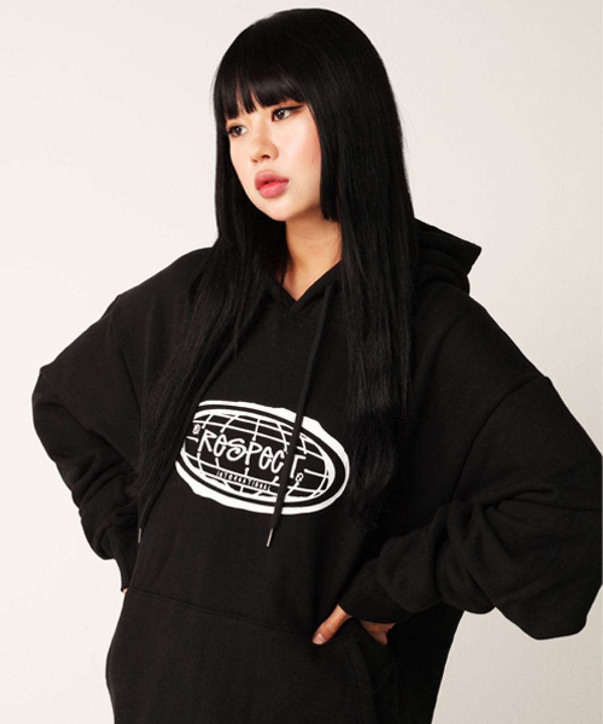 리스펙트(RESPECT) 스크립트 로고 리스펙트 후드티 (블랙)