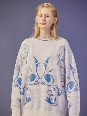 ELE SWAN 라운드넥 풀오버/화이트