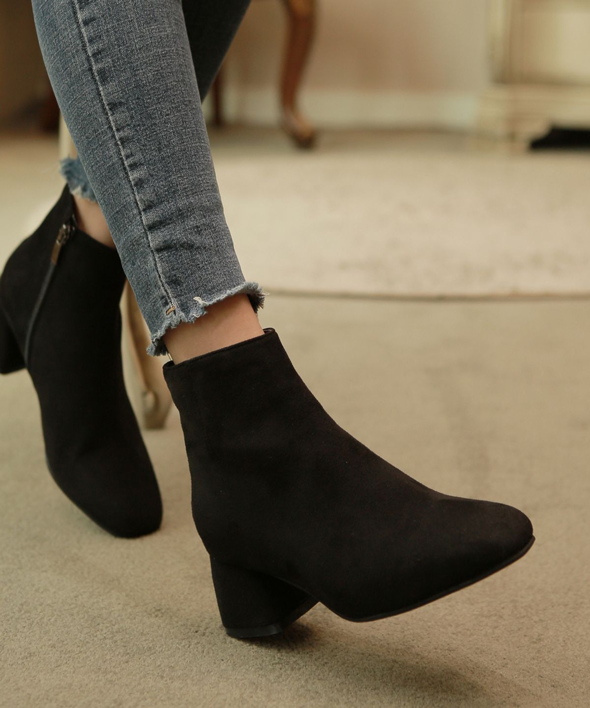 프리플라(FRI FLA) 19B515 ankle boots _ black suede