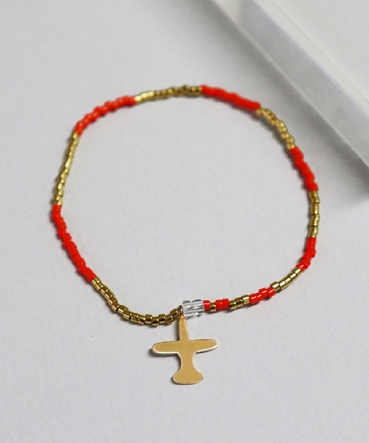 봉보(BONBEAU) Airplane Motives 18k gold beads bracelet 비행기 모티브 18k 골드 비즈팔찌