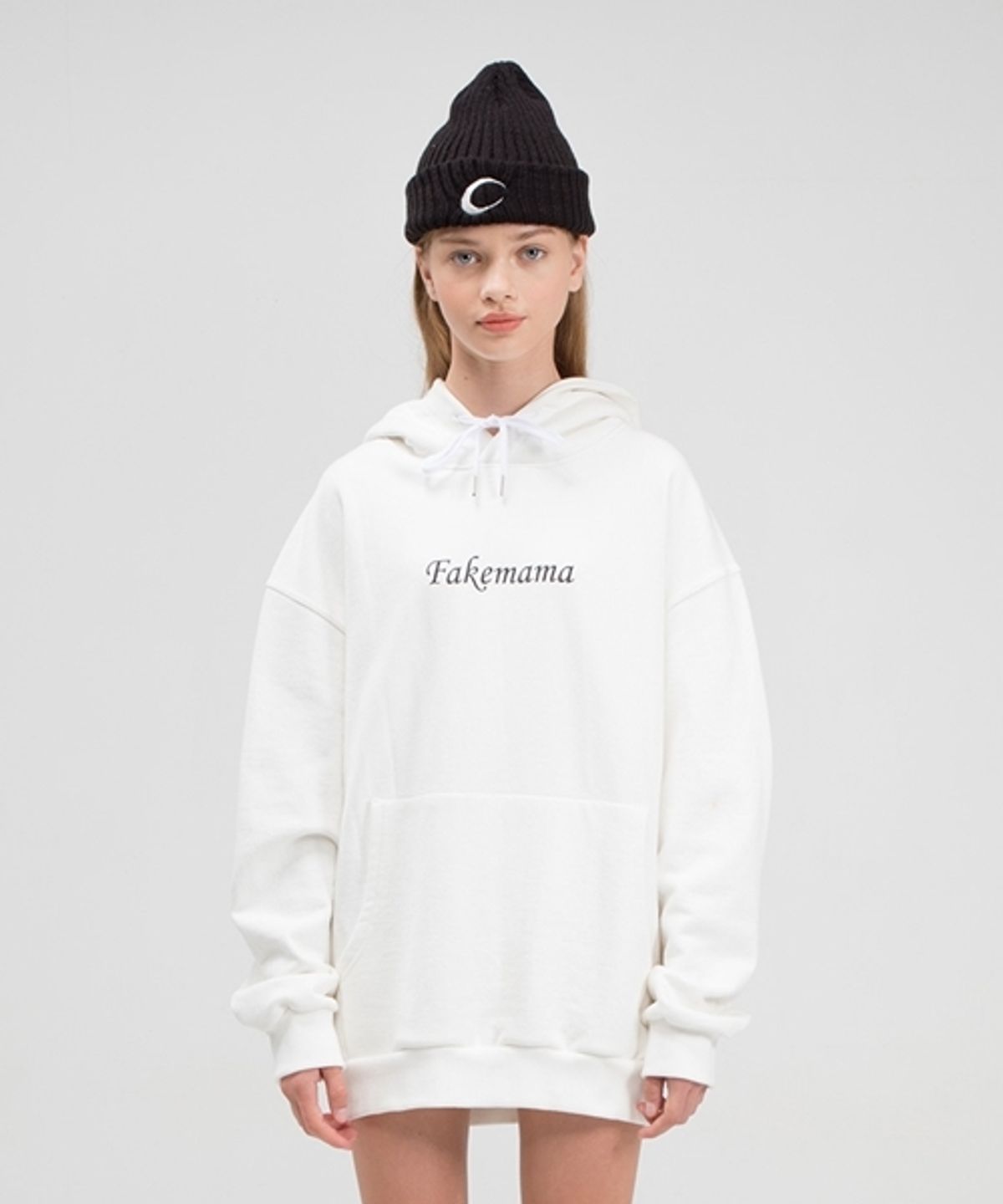 페이크마마(FAKEMAMA) 문 프린팅 후드[WHITE]