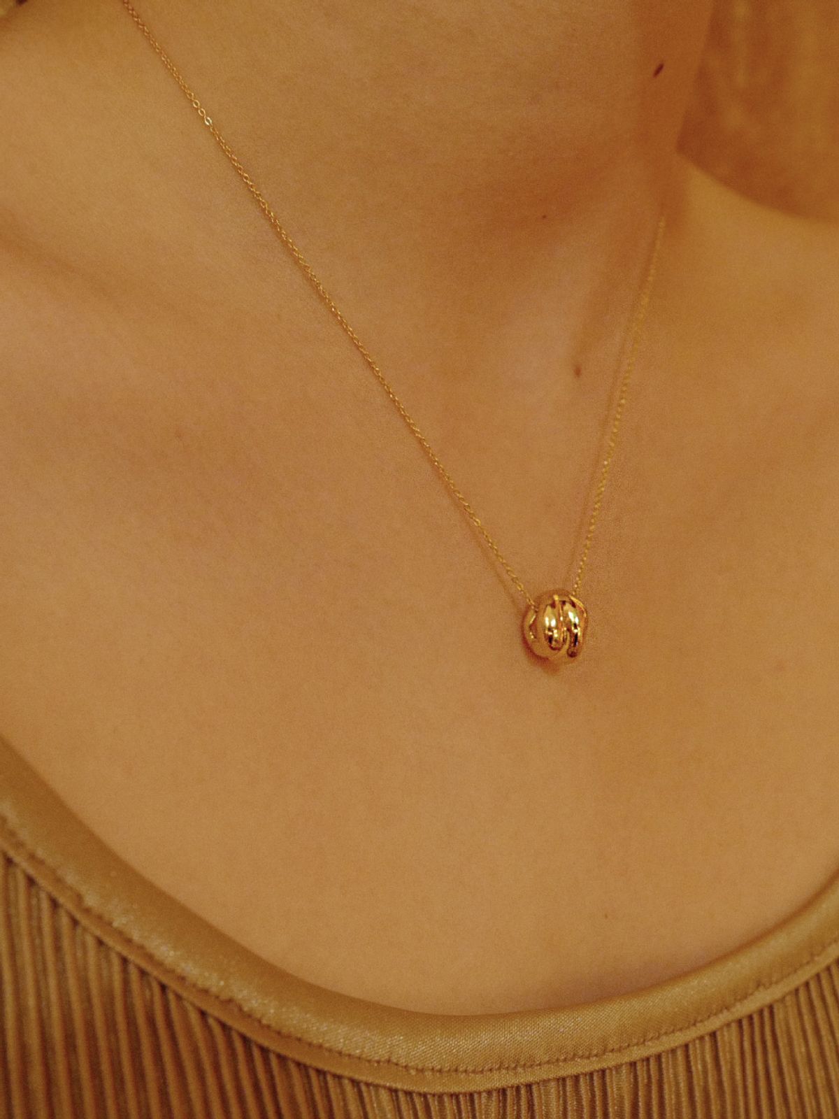 피오레(FIORE) melted roll necklace