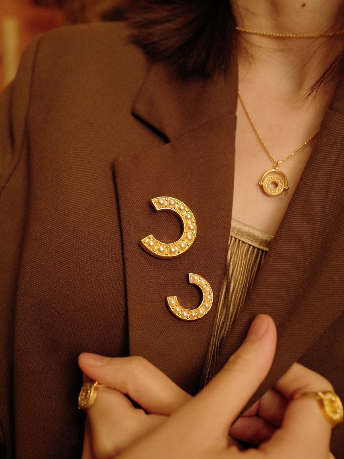 피오레(FIORE) round pearl brooch