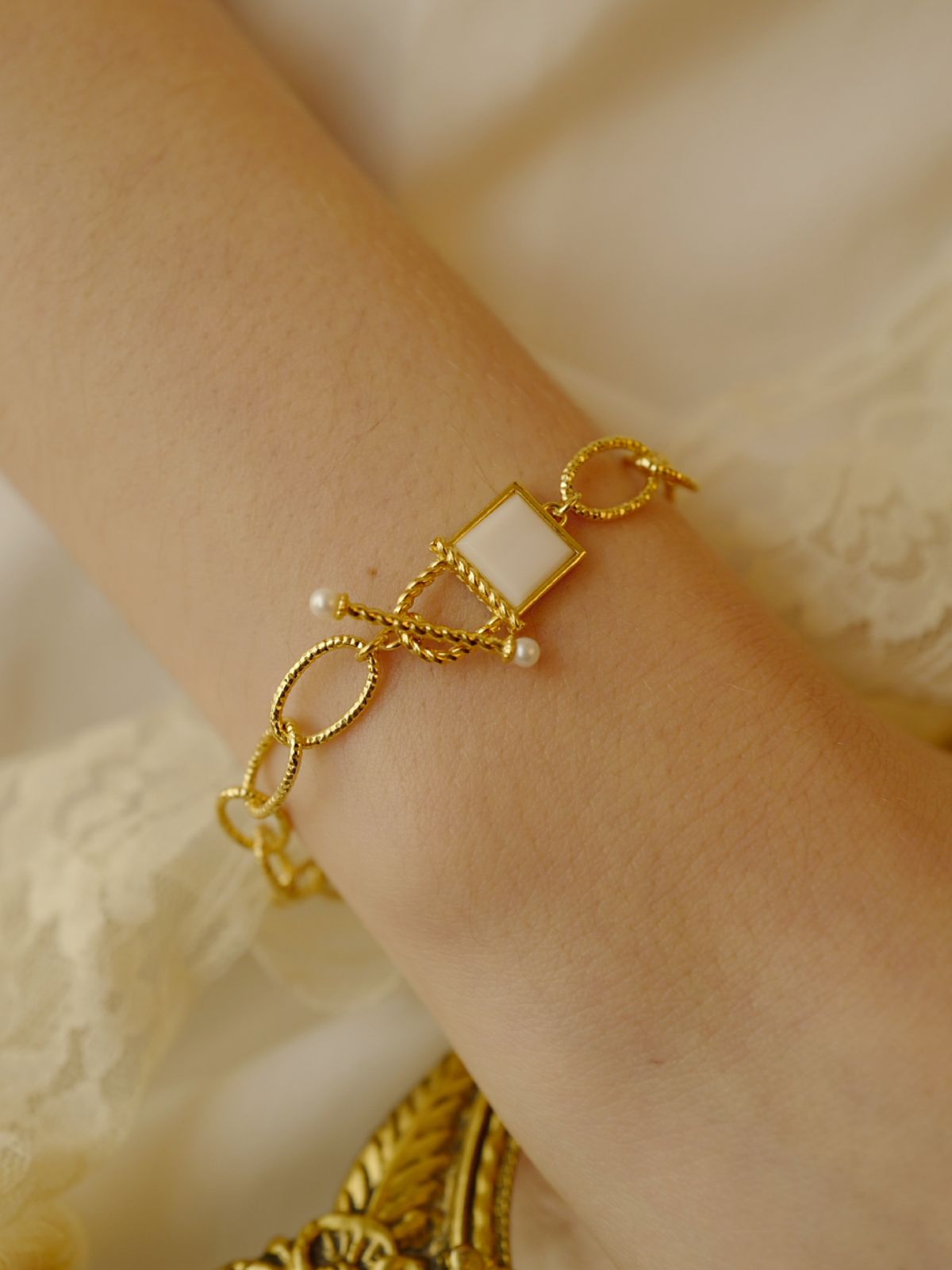 피오레(FIORE) twist lock bracelet