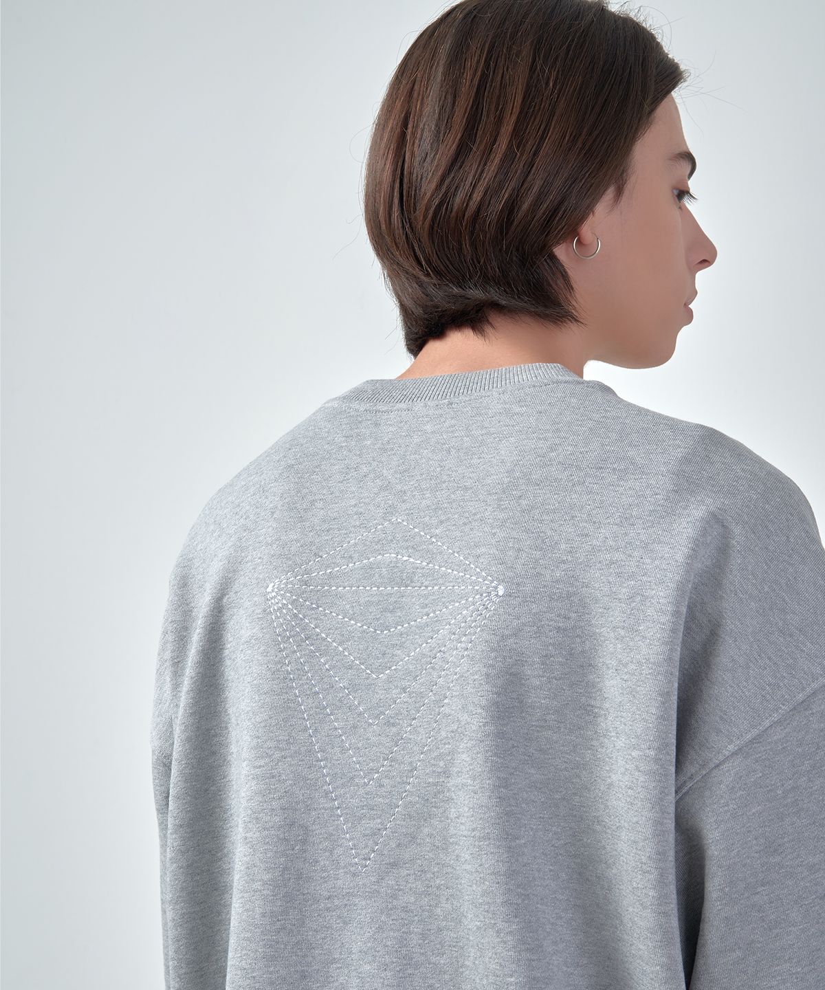 에스에스큐알(SSQR) Unisex Embroidered Sweatshirt VAN_01_M.GRAY_LARGE