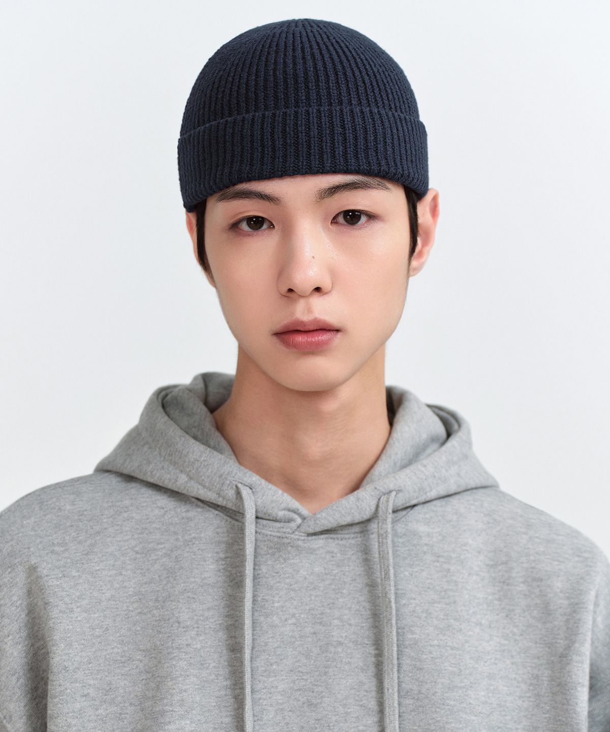 무신사 스탠다드(MUSINSA STANDARD) 니트 워치 캡 [네이비]