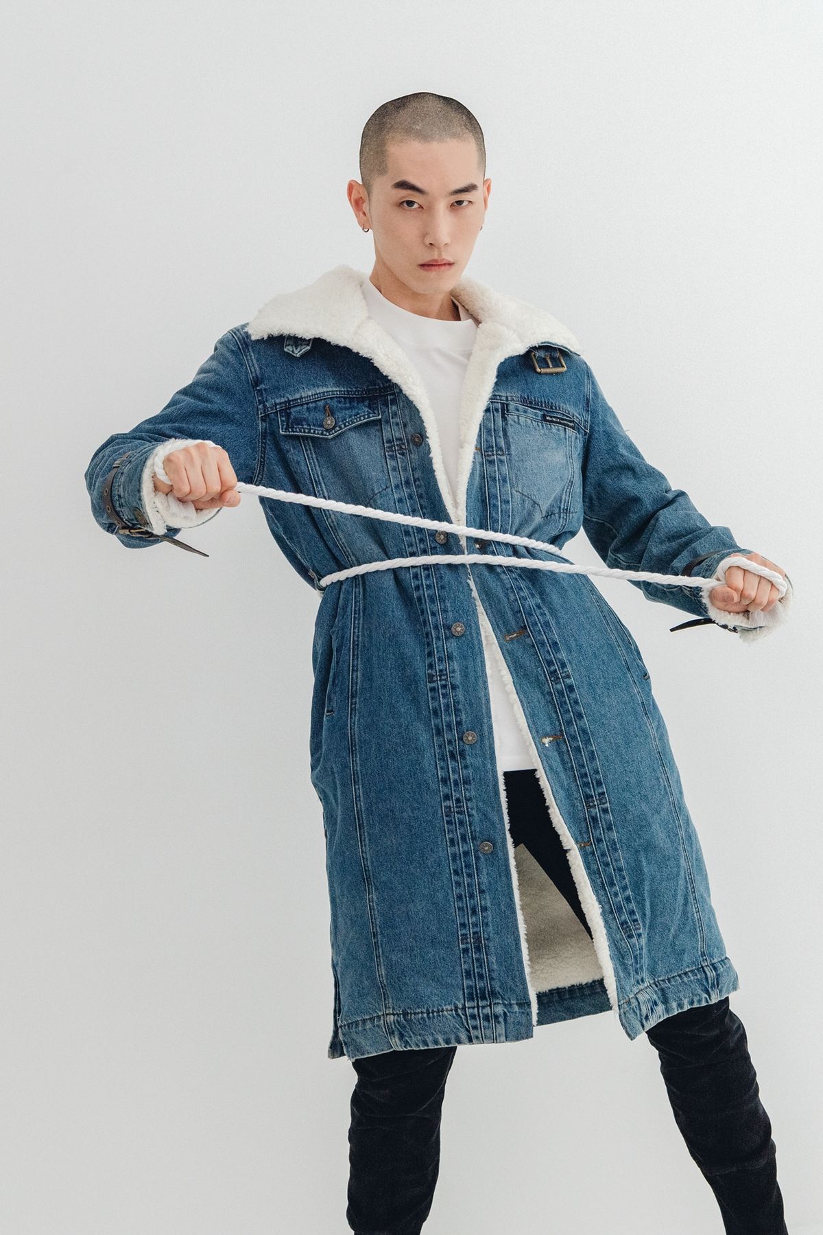 모빈스알(MOVINS.R) AURA OVIS DENIM COAT WASHED BLUE