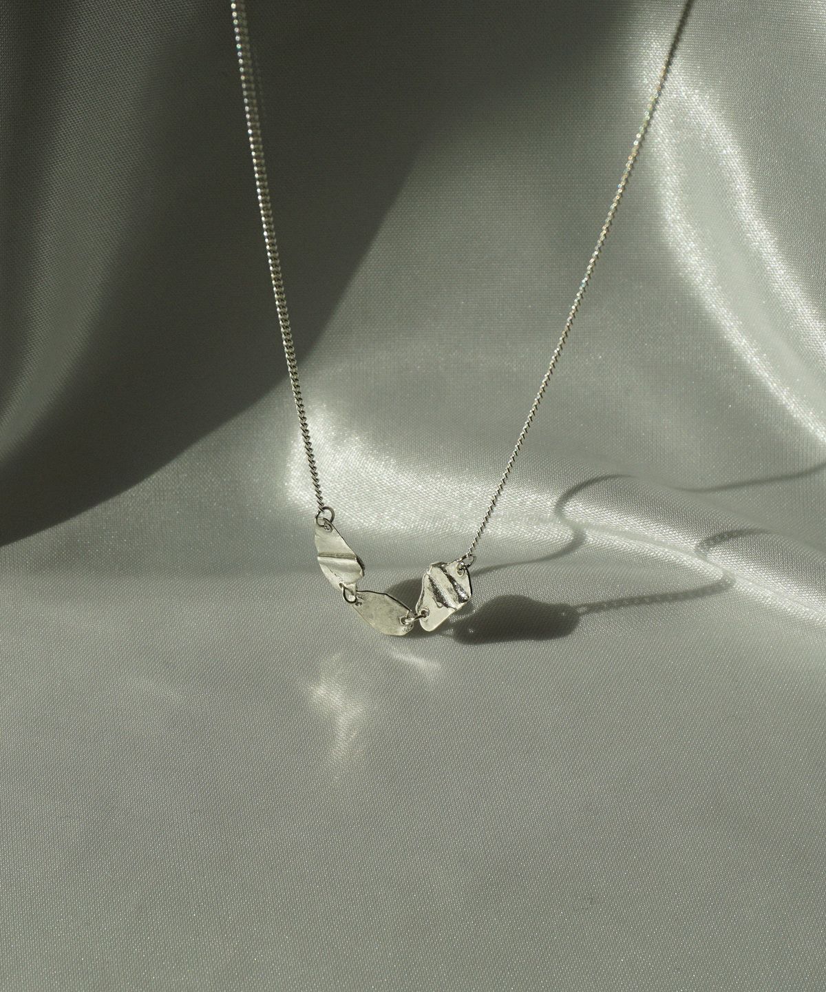 비자르 주얼리(BIZARRE JEWELRY) 티 컬렉션 목걸이 미니