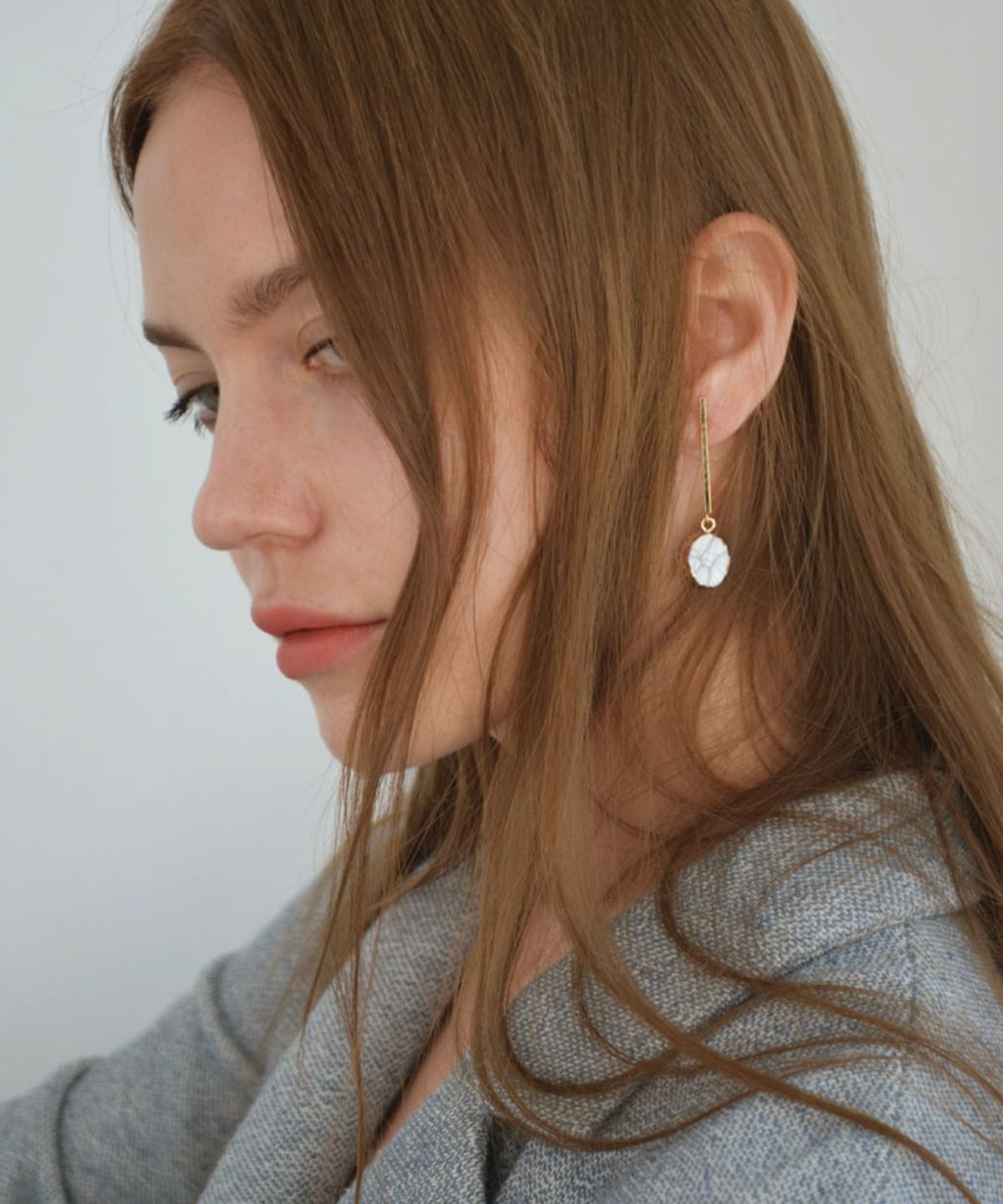 누아보(NUAVO) 화이트 드롭