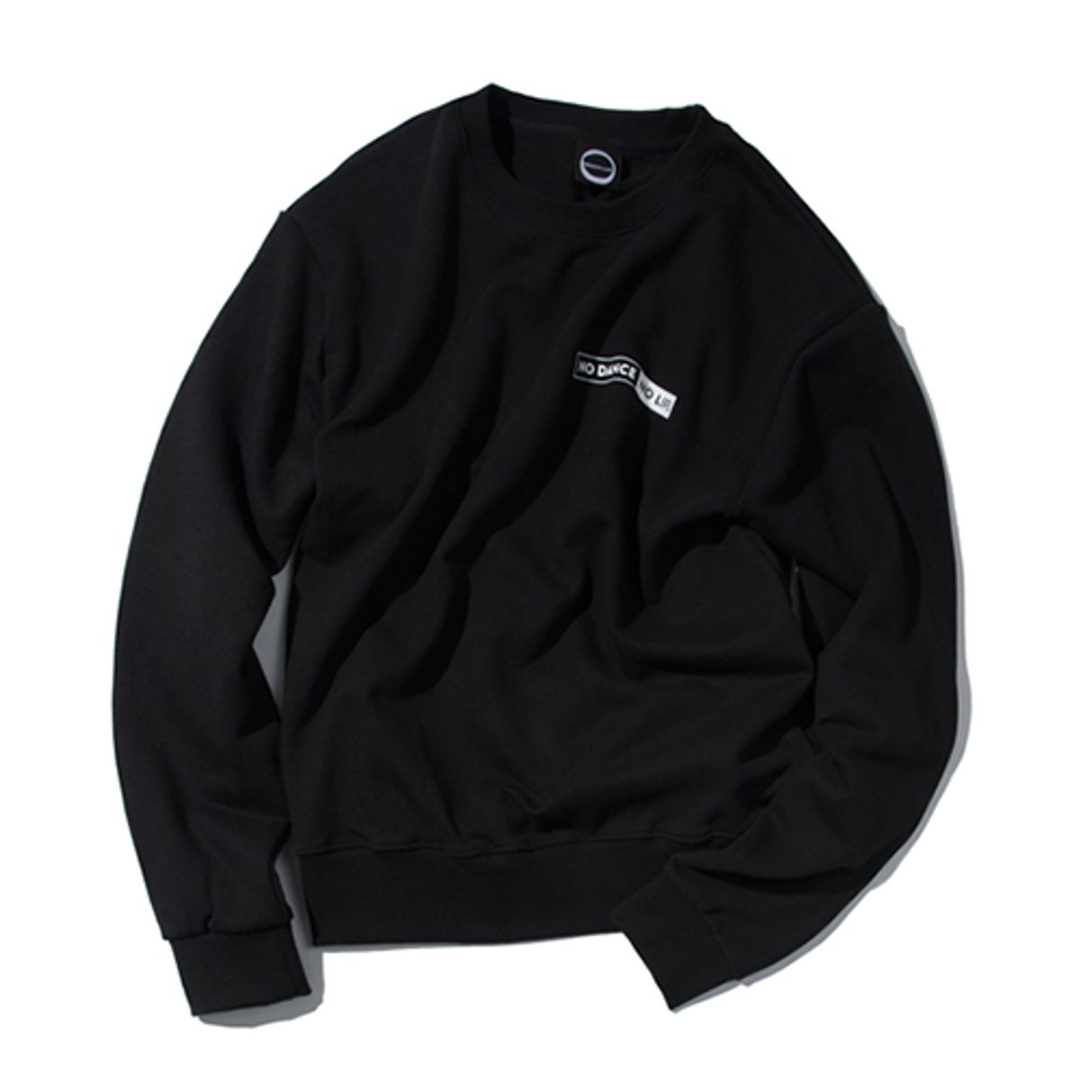 크루치(KRUCHI) NO DANCE NO LIFE CREWNECK (Black)