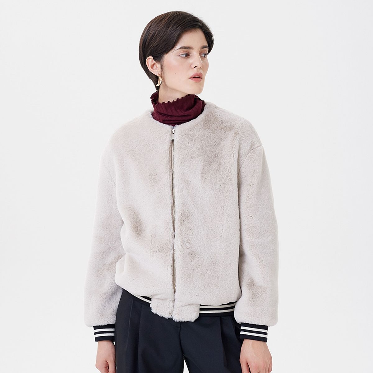 핀블랙(PINBLACK) SHORT MUSTANG BLOUSON IVORY