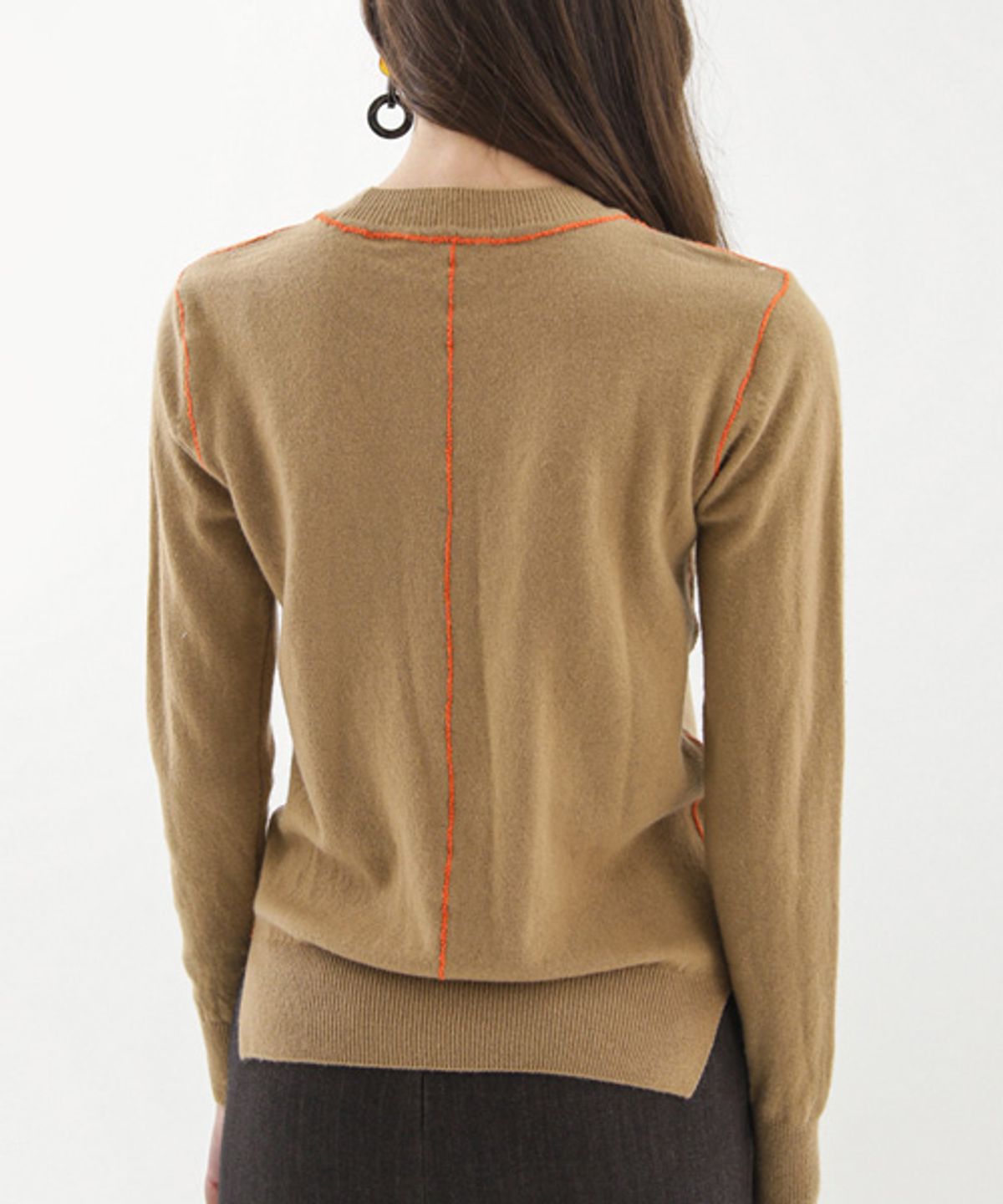 아이미아이(IMEI) 크루넥 스웨터 베이지