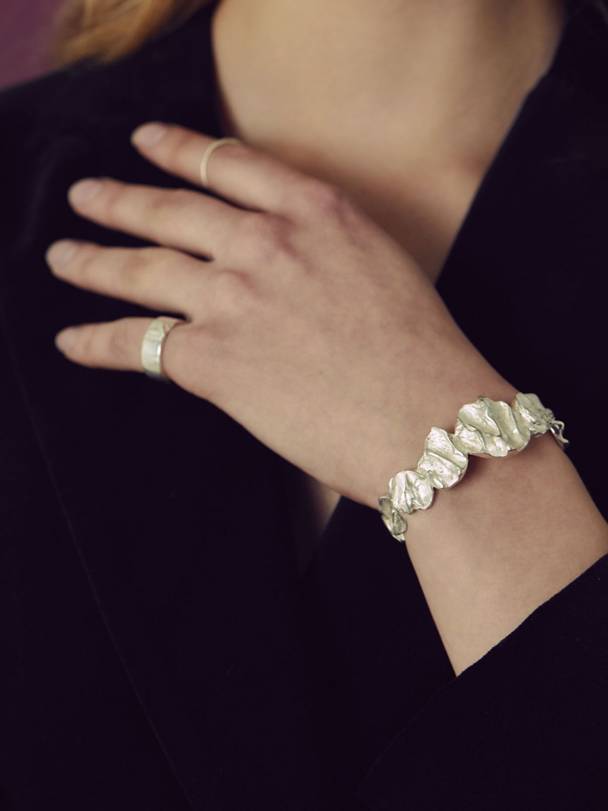 오를린(OHRLIN) Oil paint texture cuff