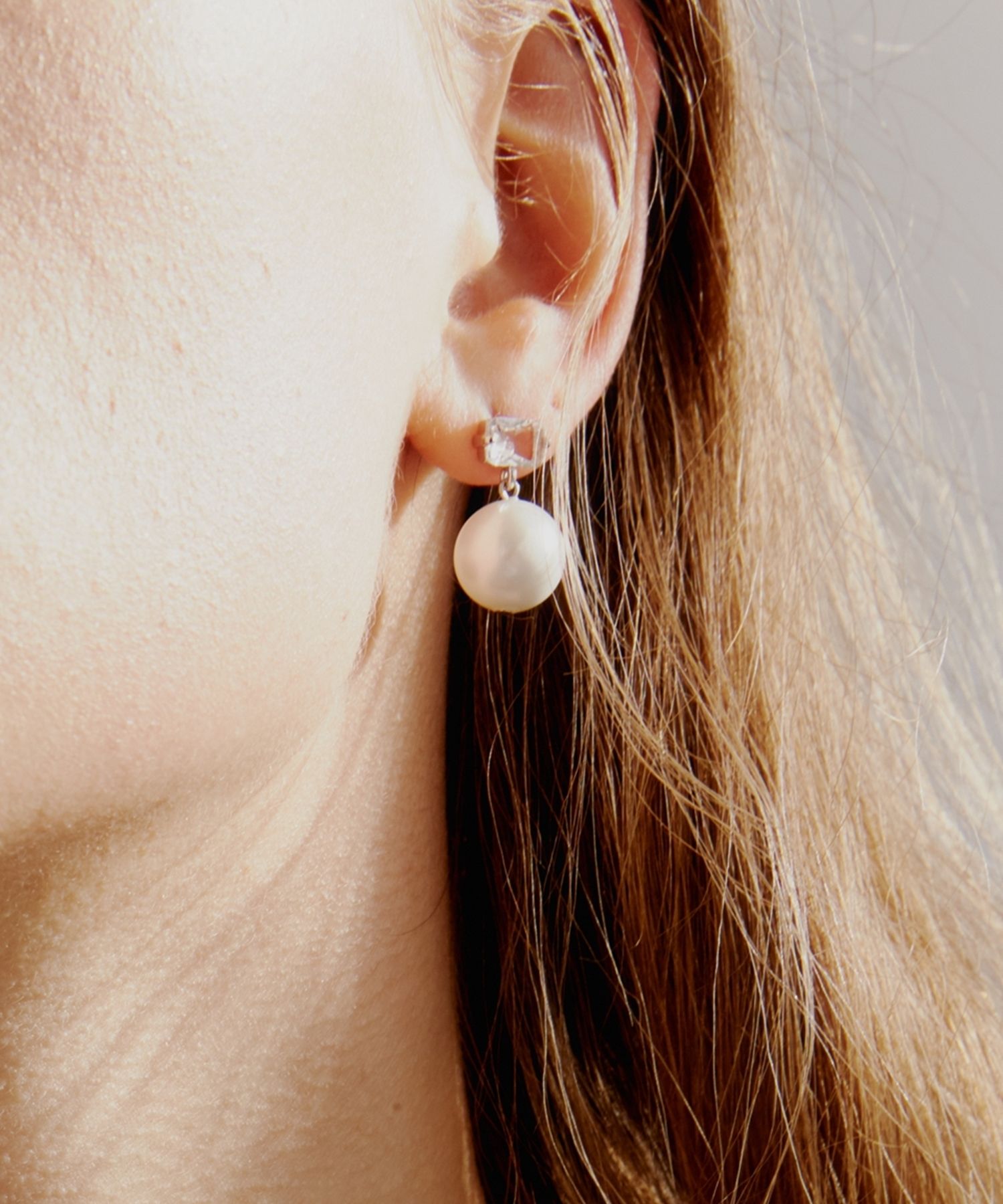 ピアス [LOVE ME MONSTER] Pure Square & Bold Pearl Earring MUSINSA | LOVE ME MONSTER Pure Square & Bold Pearl Earring