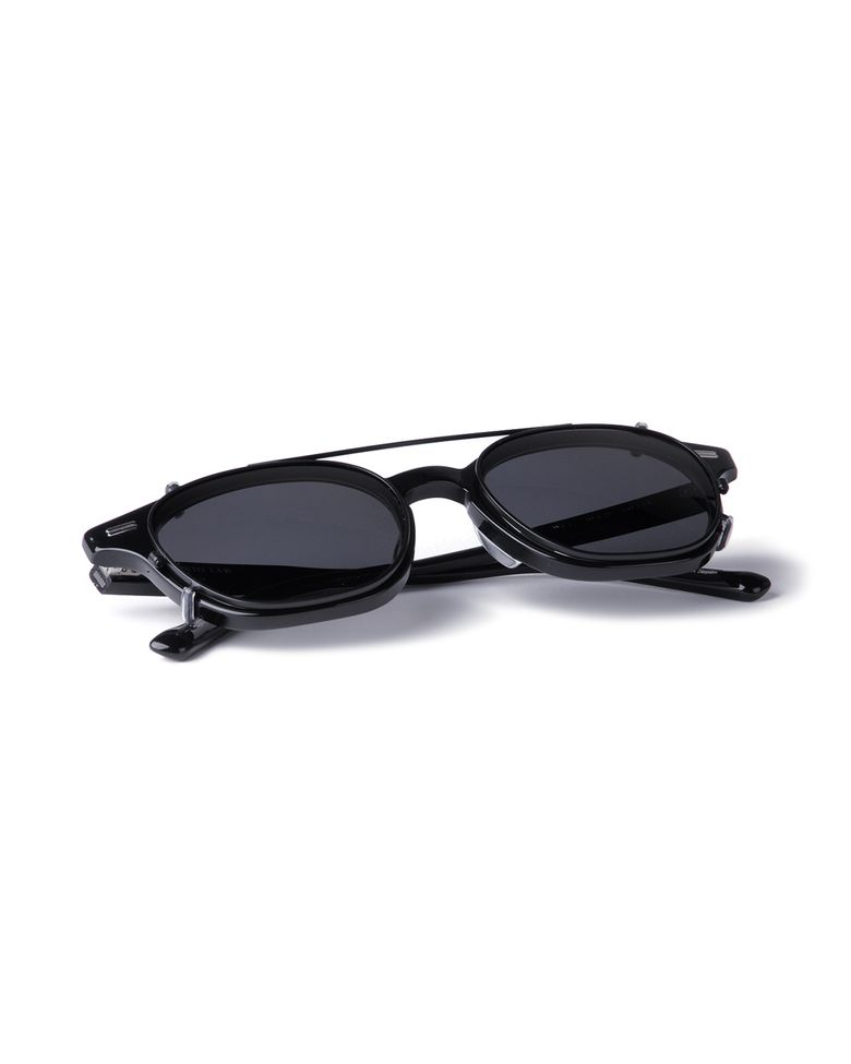W2 Clip-on Black