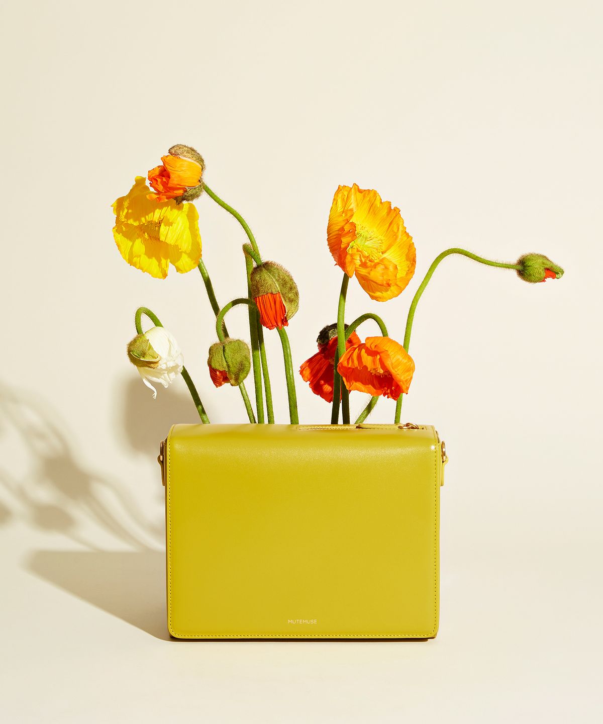 뮤트뮤즈(MUTEMUSE) AMUSE Bag (Yellow)