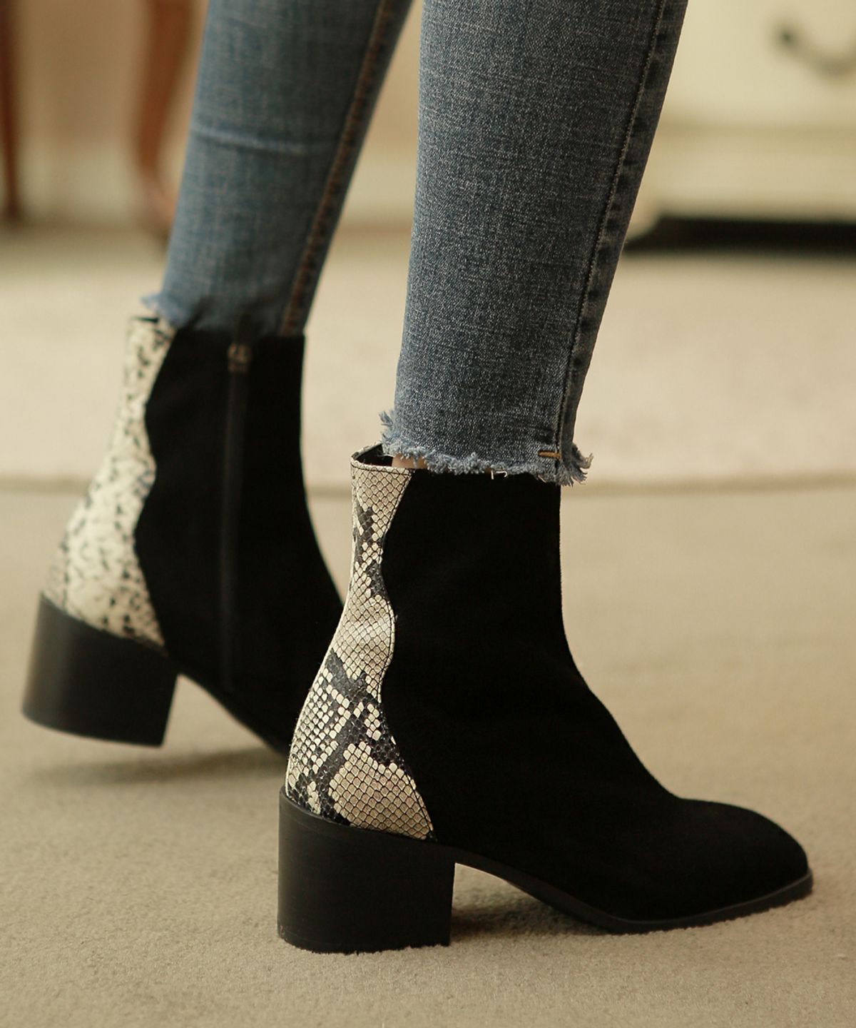 프리플라(FRI FLA) 19B609 suede black ankle