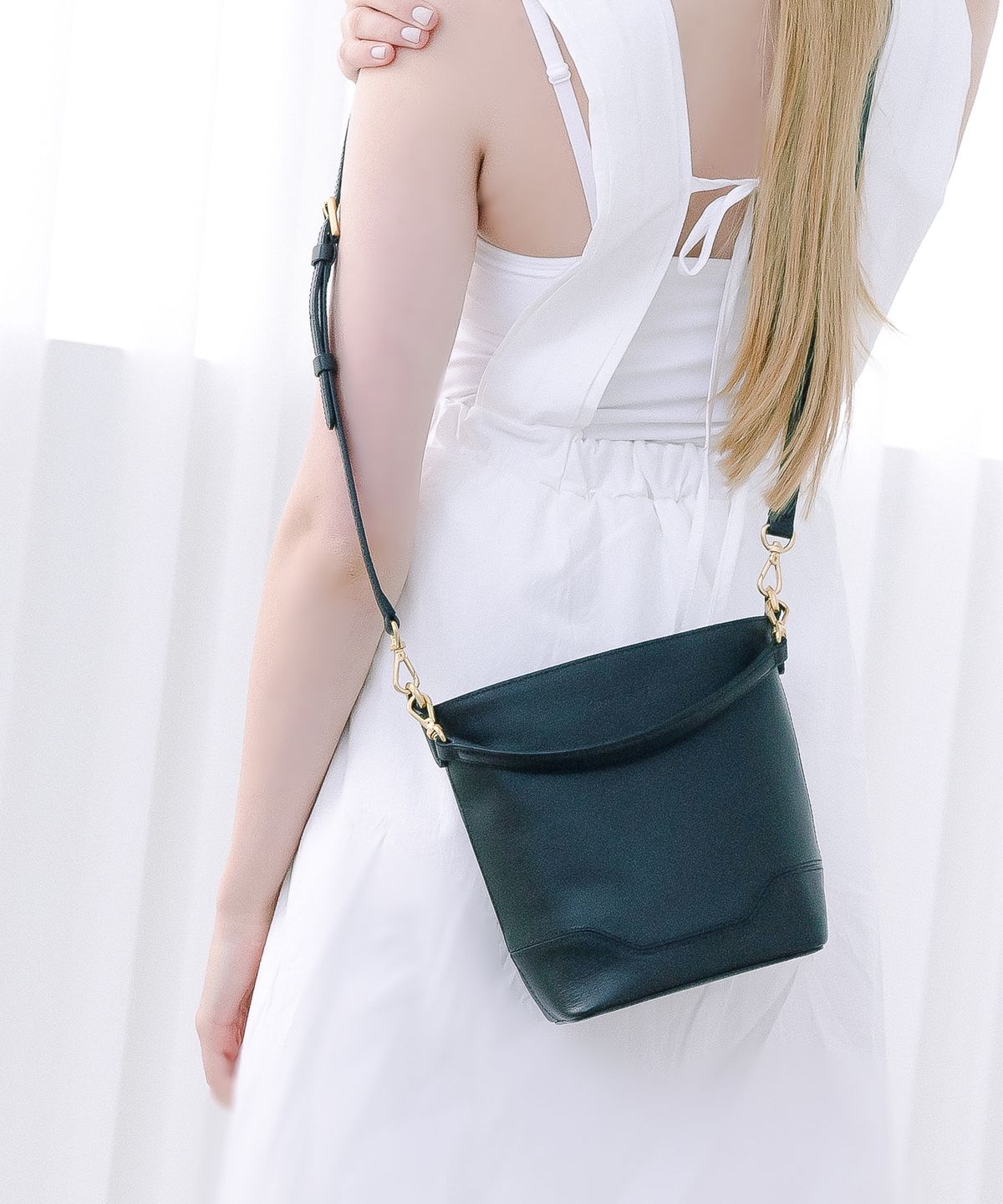 케네스영(KENNETH YOUNG) QTQT bucket_ all about Black