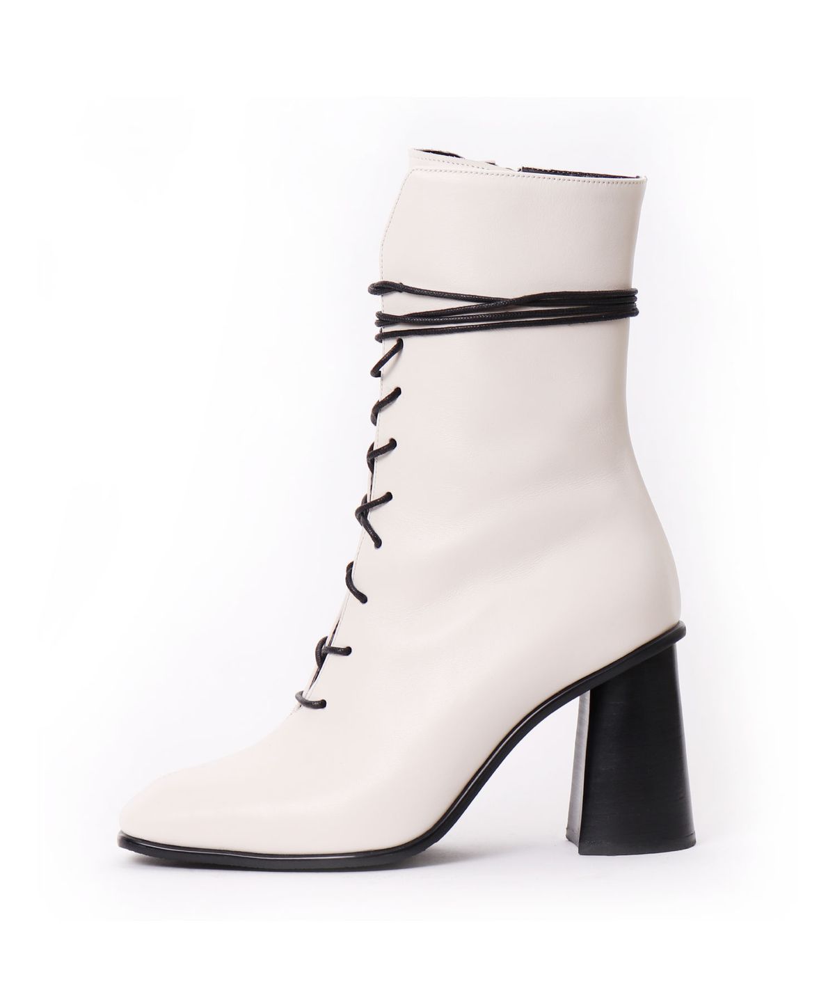 쥬드코넨(JEDE KONNEN) JDB19011_LACEUP DETAIL  BOOTS_IVORY