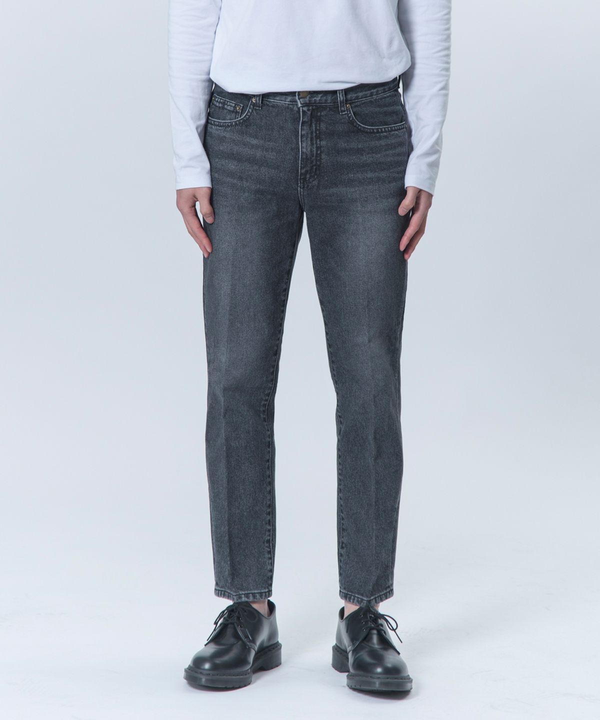 언터치드(UNTOUCHED) NEW CLASSIC 5 (GRAY CROP)