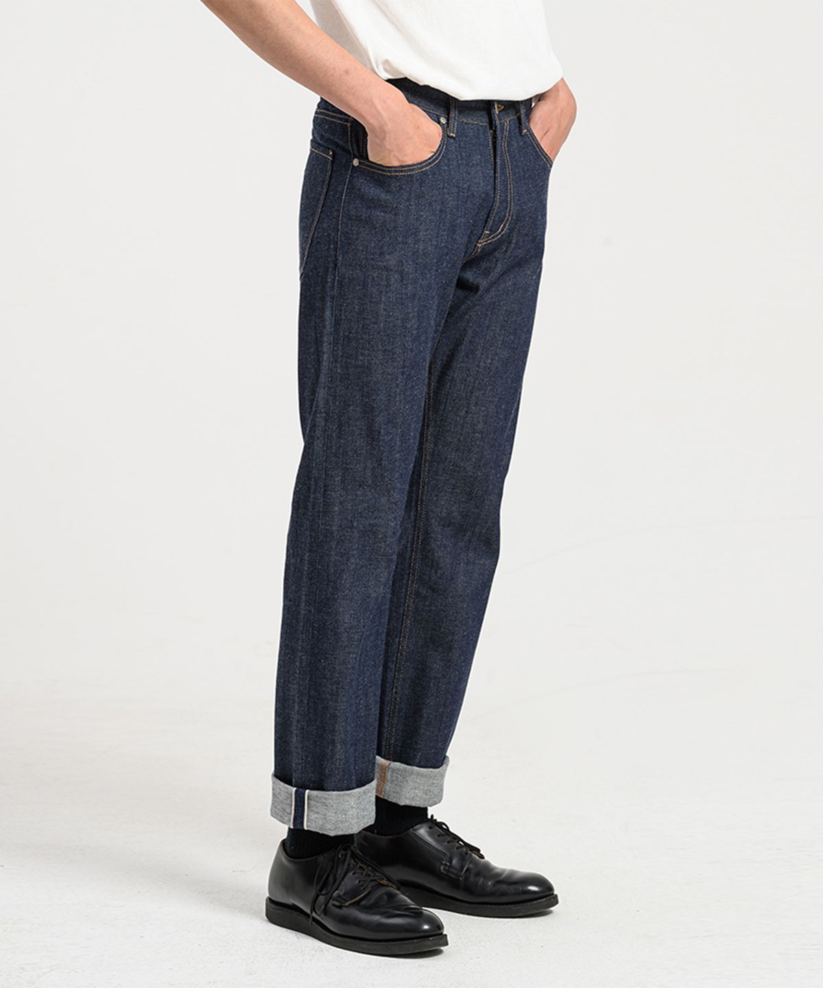 디에봇(DIEPHOD) DS20#0331 SELVEDGE SLIM STRAIGHT