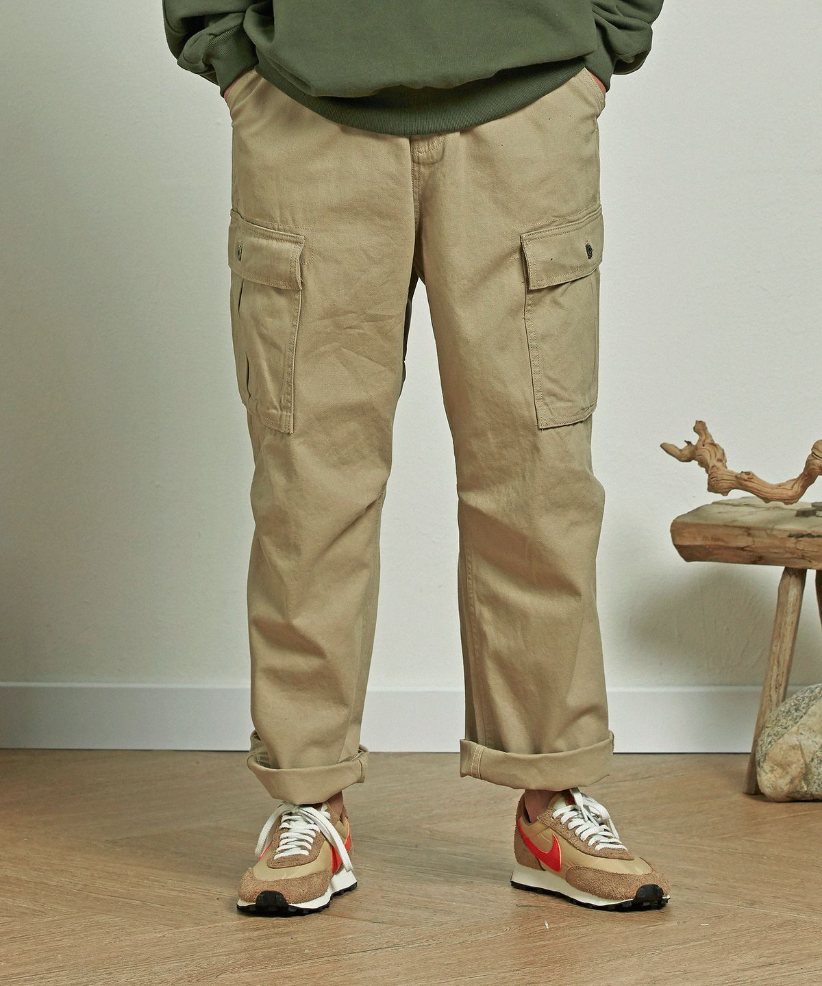 프리즘웍스(FRIZMWORKS) BROKEN TWILL CARGO WIDE PANTS _ BEIGE