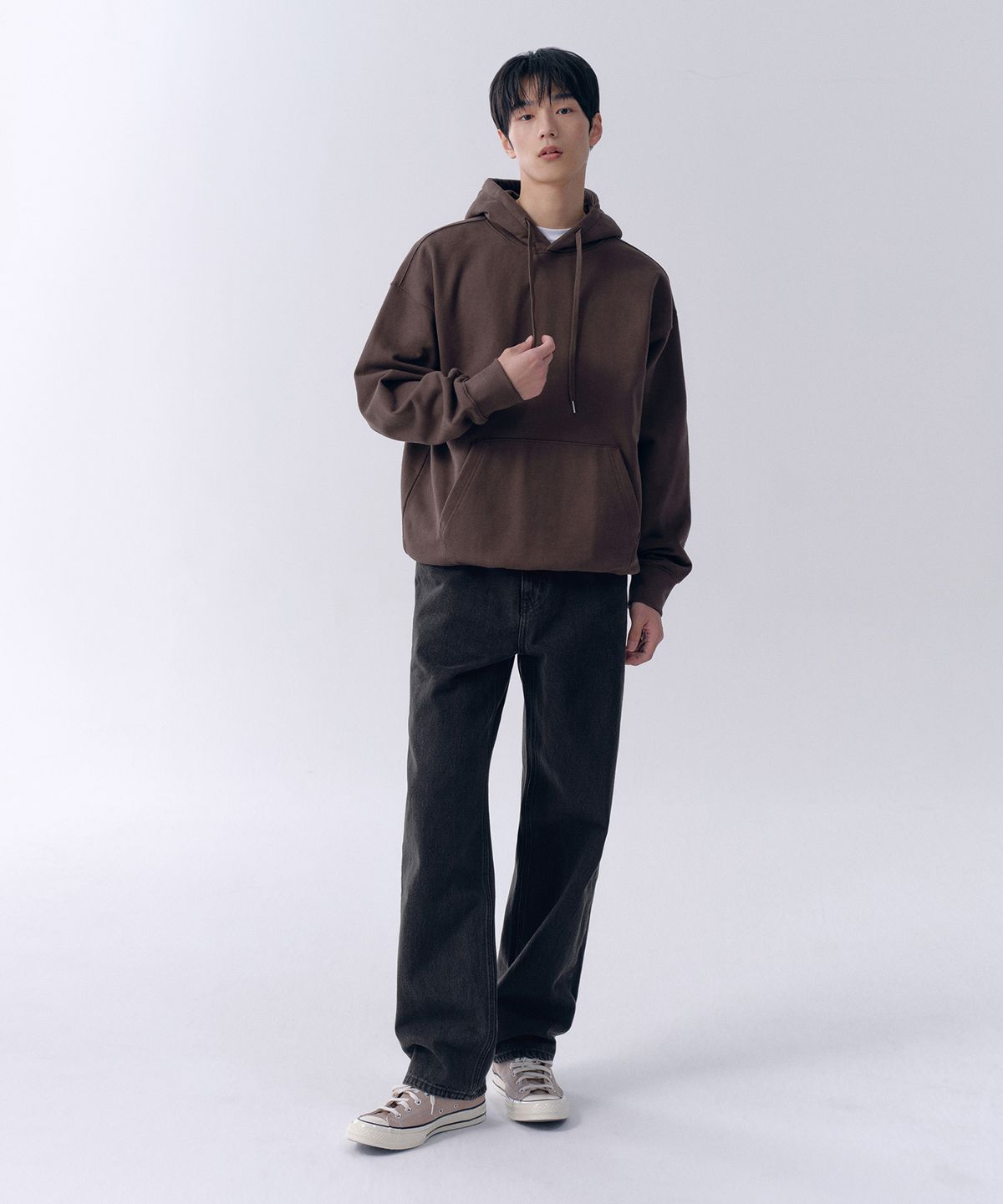무신사 스탠다드(MUSINSA STANDARD) 레귤러 핏 데님 팬츠 [워시드 블랙]