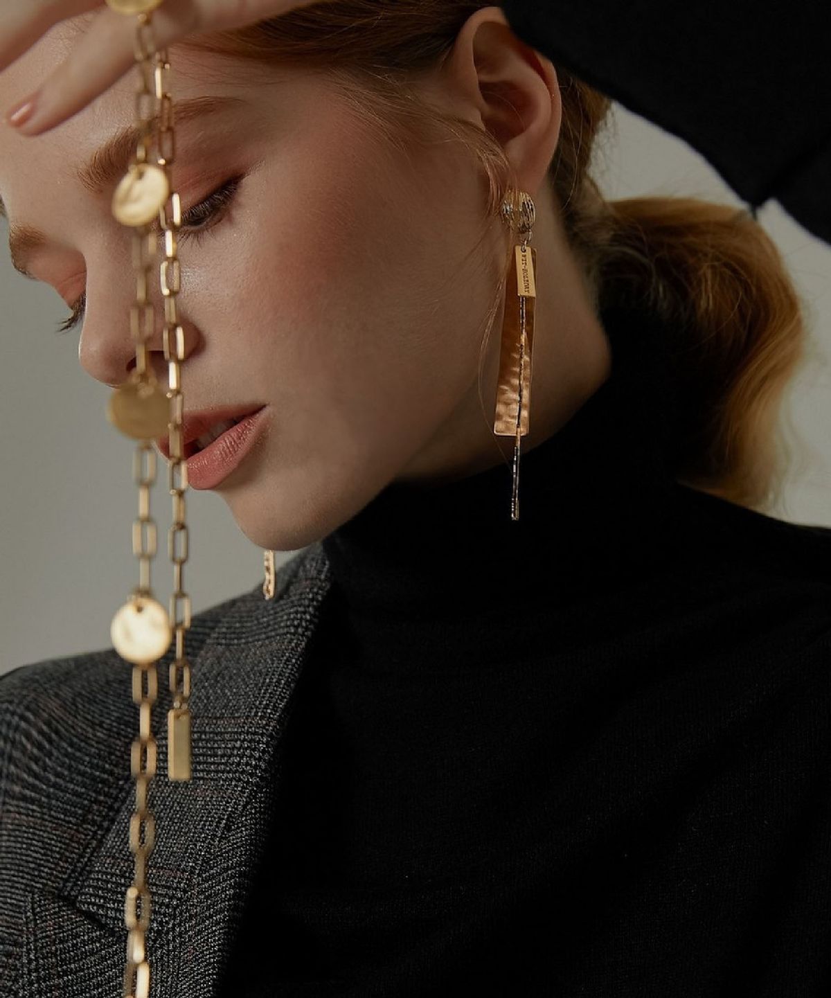 위트홀리데이(WIT-HOLIDAY) matt bar layerd unbal earring