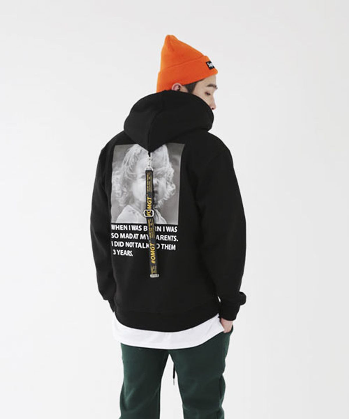 오엠지티(OMGT) Baby Pistol Hoodie Black