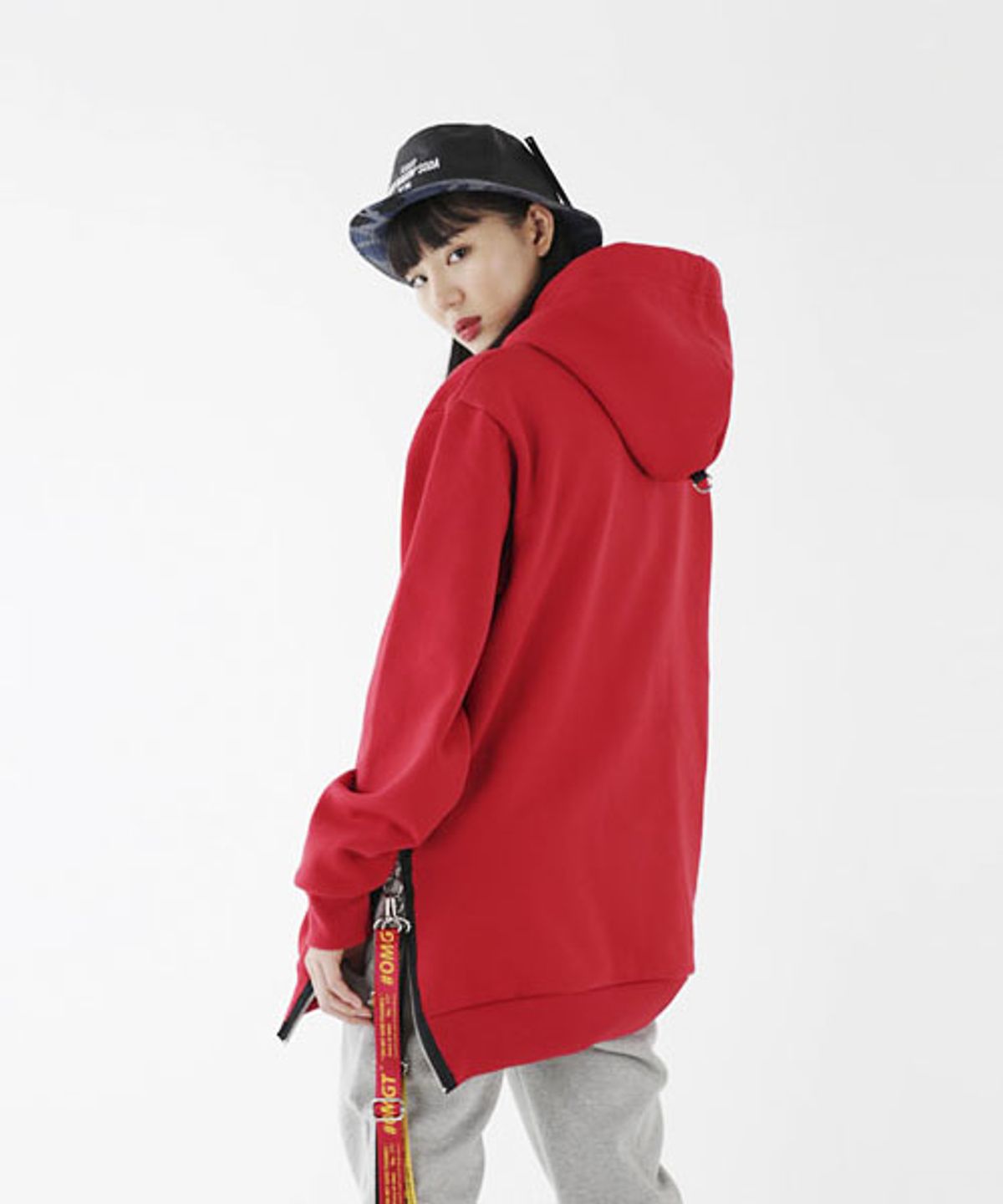 오엠지티(OMGT) EASY String Hoodie Red ver.1