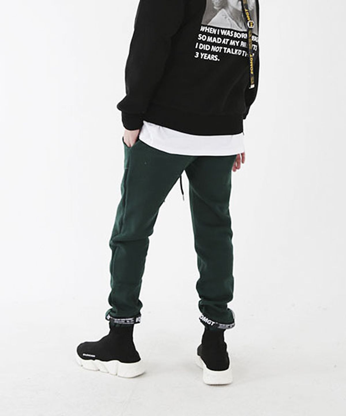 오엠지티(OMGT) EASY String Pants Deep Green