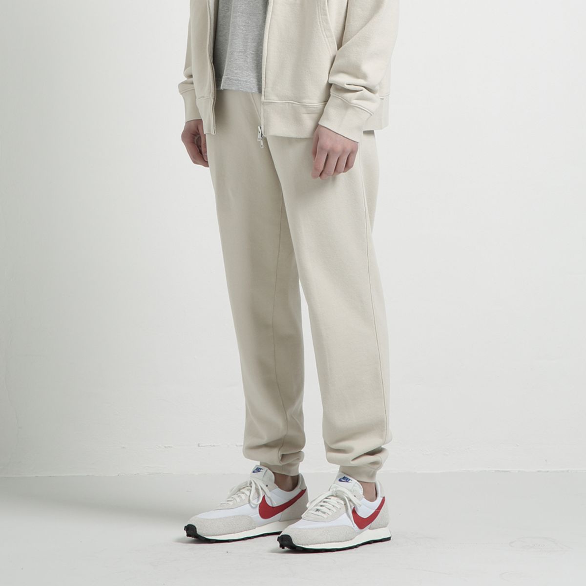호웨어(HOWEAR) 20SS JOGGER - BUTTER CREAM