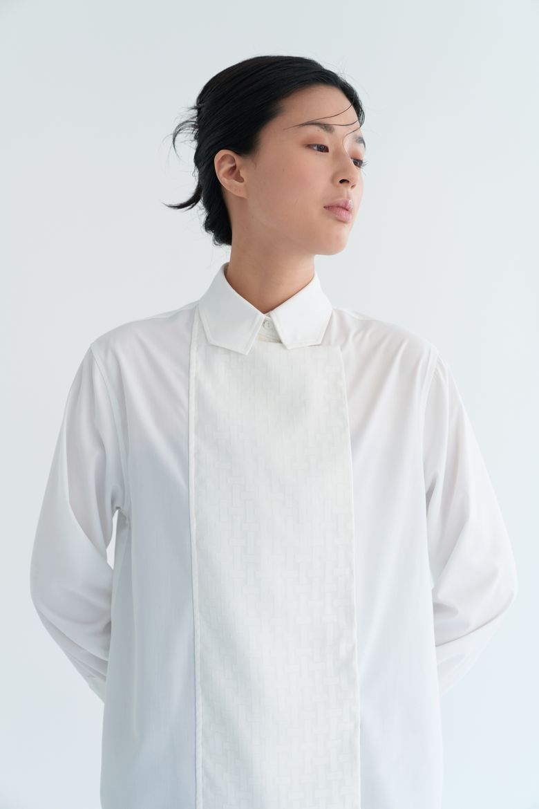 창과 문 셔츠 (white)-여