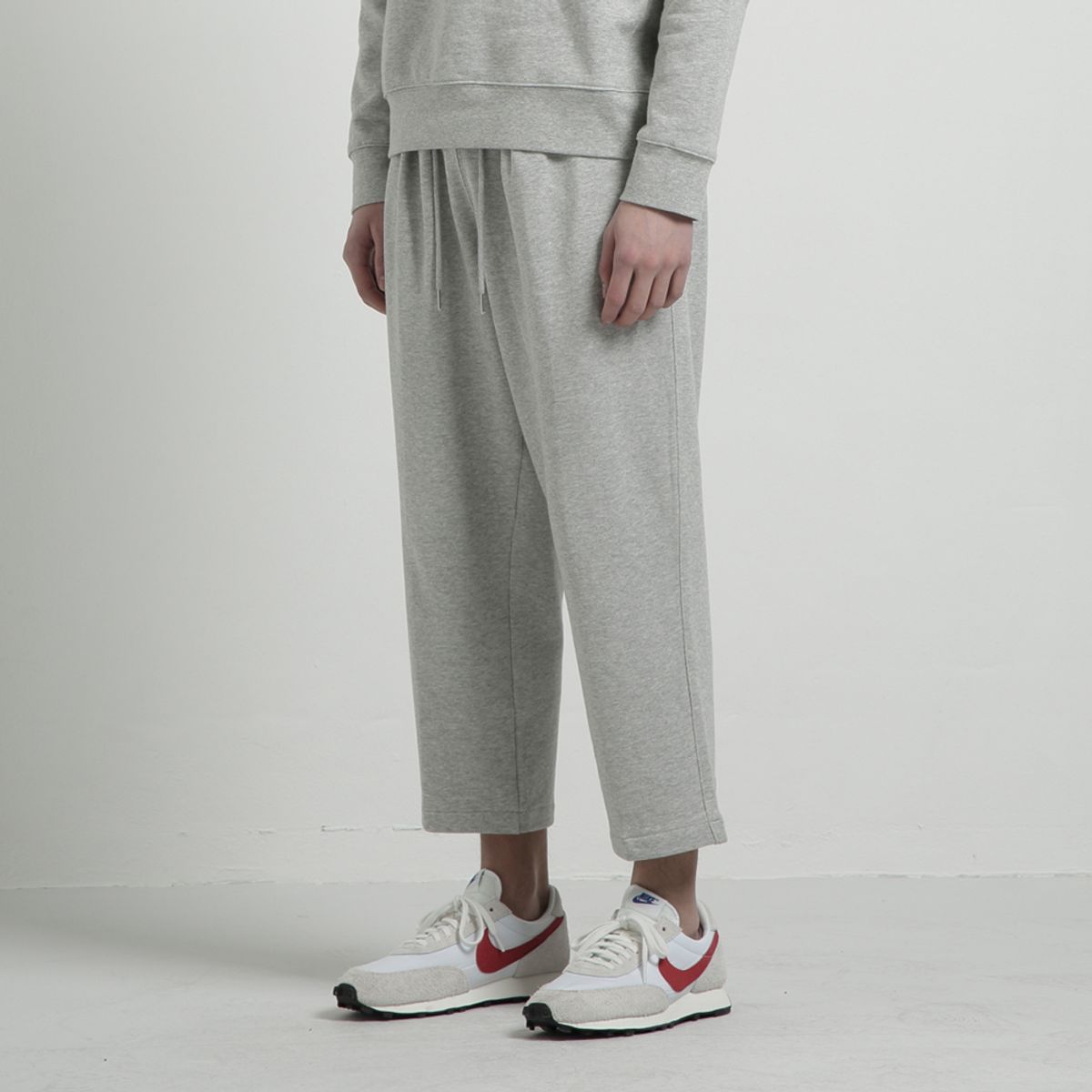 호웨어(HOWEAR) [Cozy Skin] CAPRI PANTS - GREY