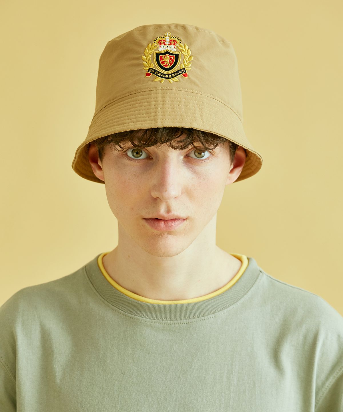 브릭(BRICK) NOUVELLE FRANCE BUCKET HAT (BEIGE)
