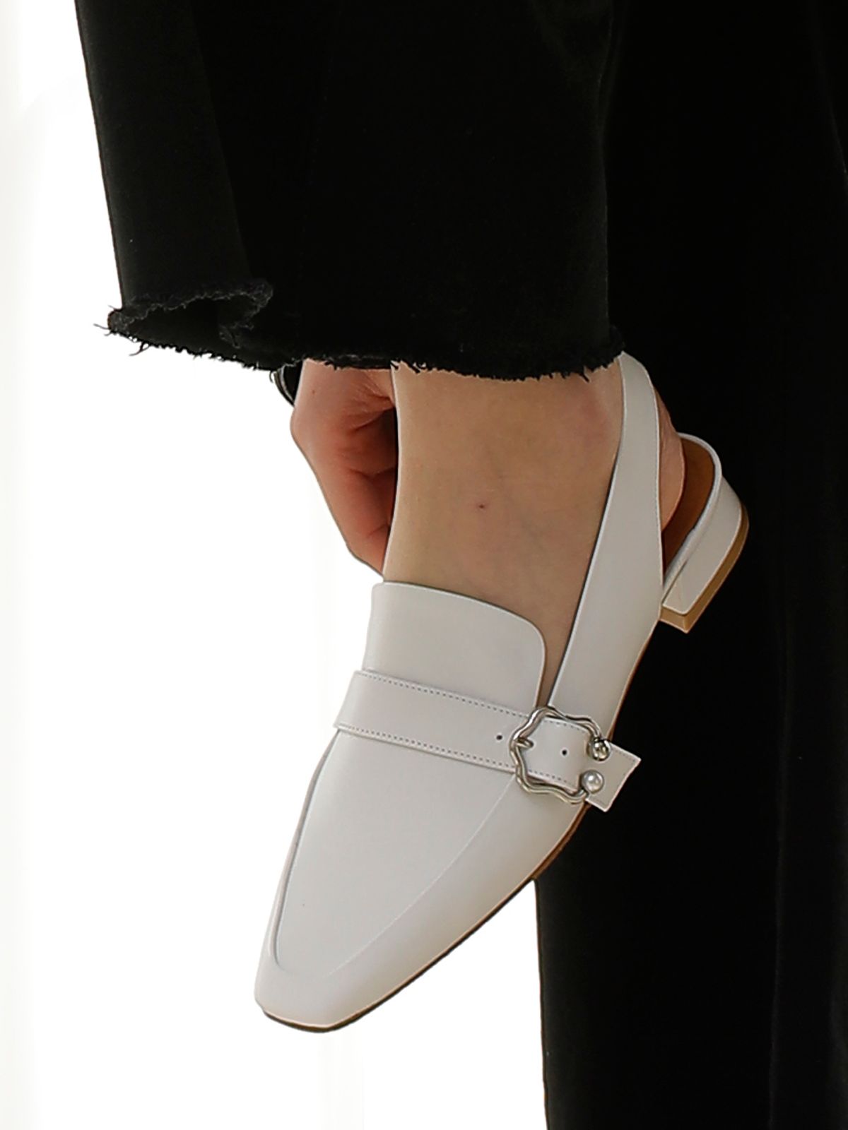 바이언스(BYEUUNS) BKP20206 REO SLINGBACK LOAFER WHITE