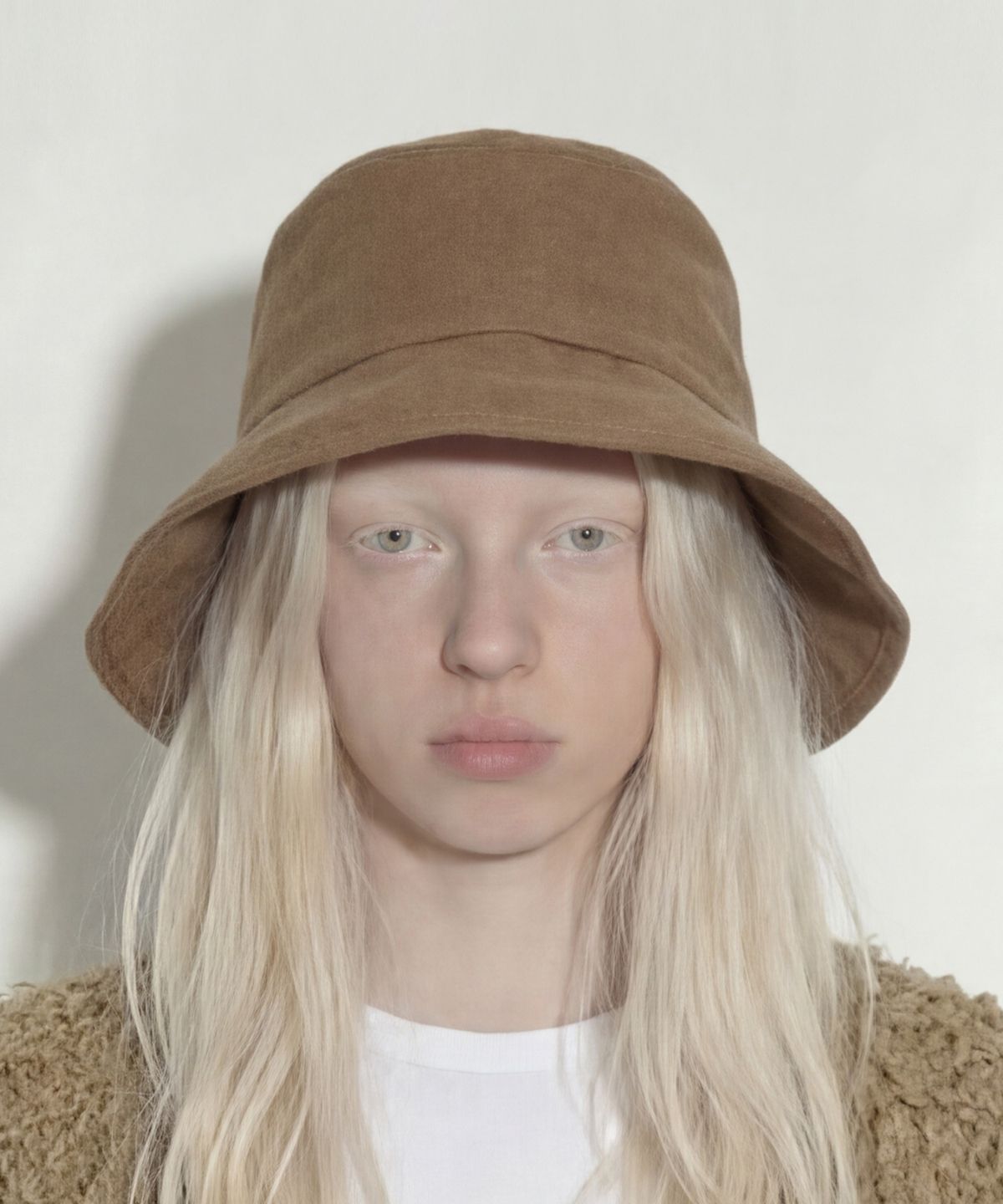 언더컨트롤 스튜디오(UNDERCONTROL STUDIO) 린넨 버킷햇 FOLD BUCKET / LINEN / FROM / S CAMEL