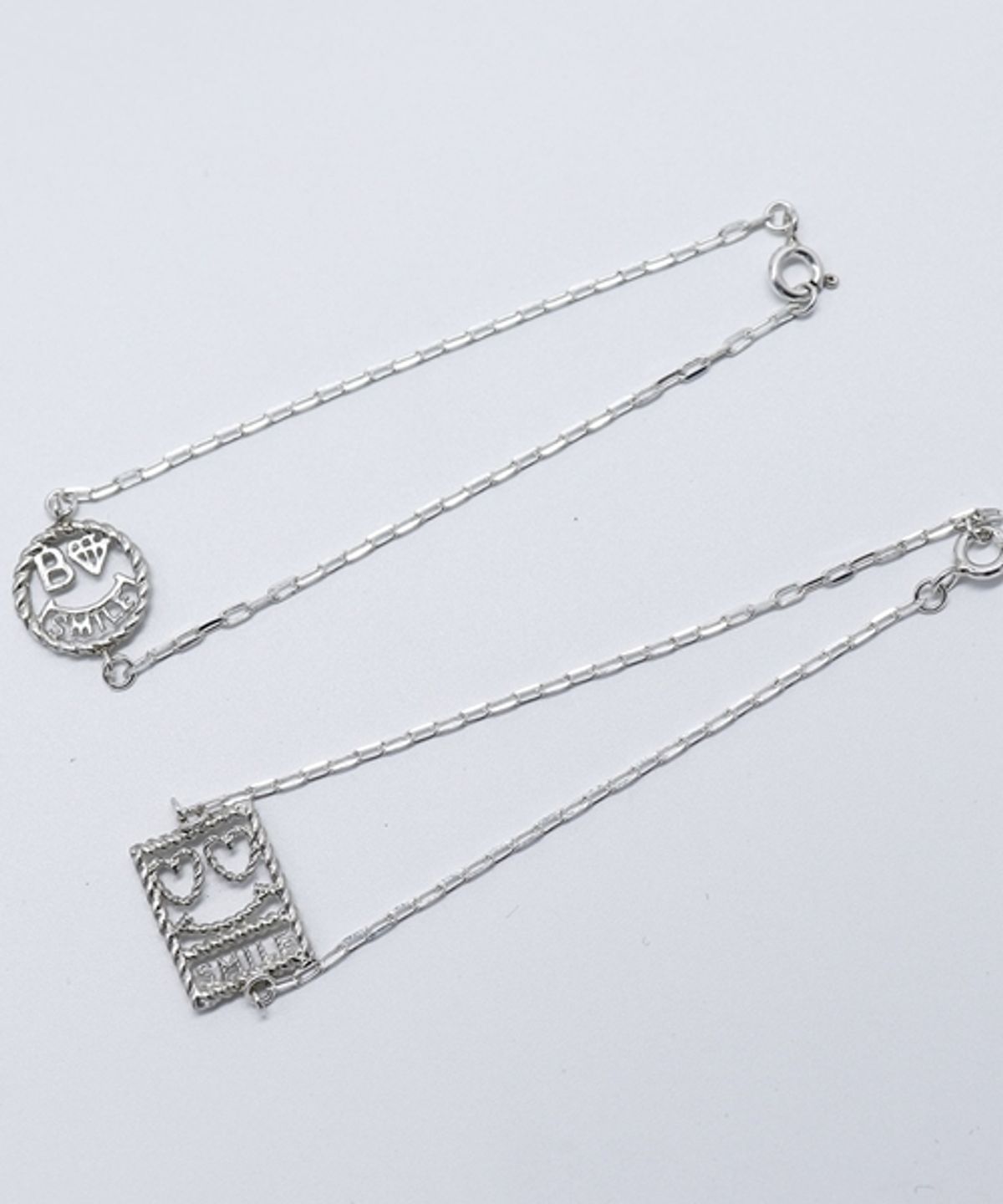 봉보(BONBEAU) Kitsch smile chain Bracelet 실버 스마일 체인팔찌