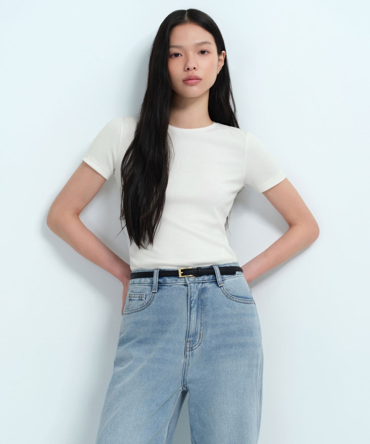 무신사 스탠다드 우먼(MUSINSA STANDARD WOMAN) 우먼즈 리브드 슬림 핏 티셔츠 [크림]