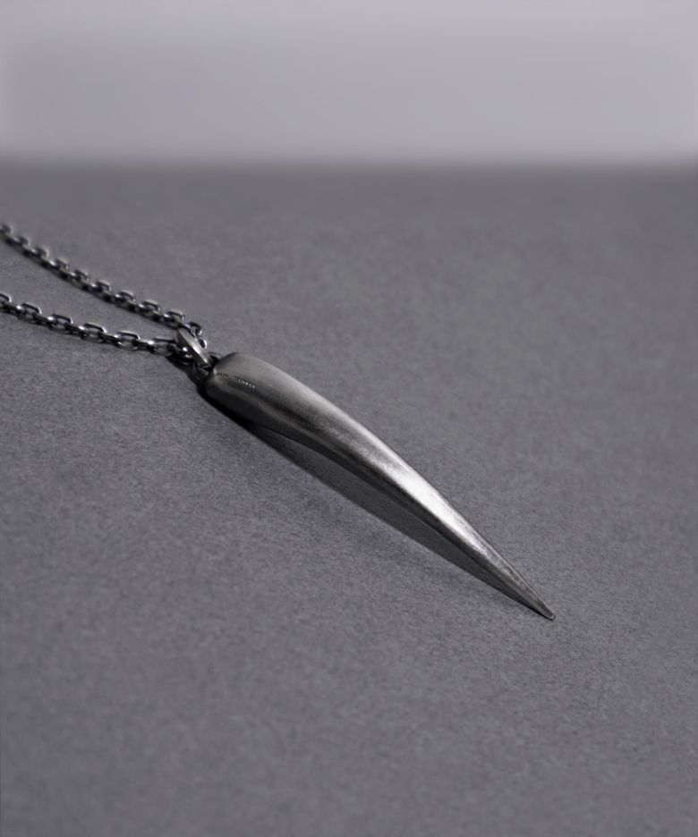 [DEVOURED] BT NECKLACE