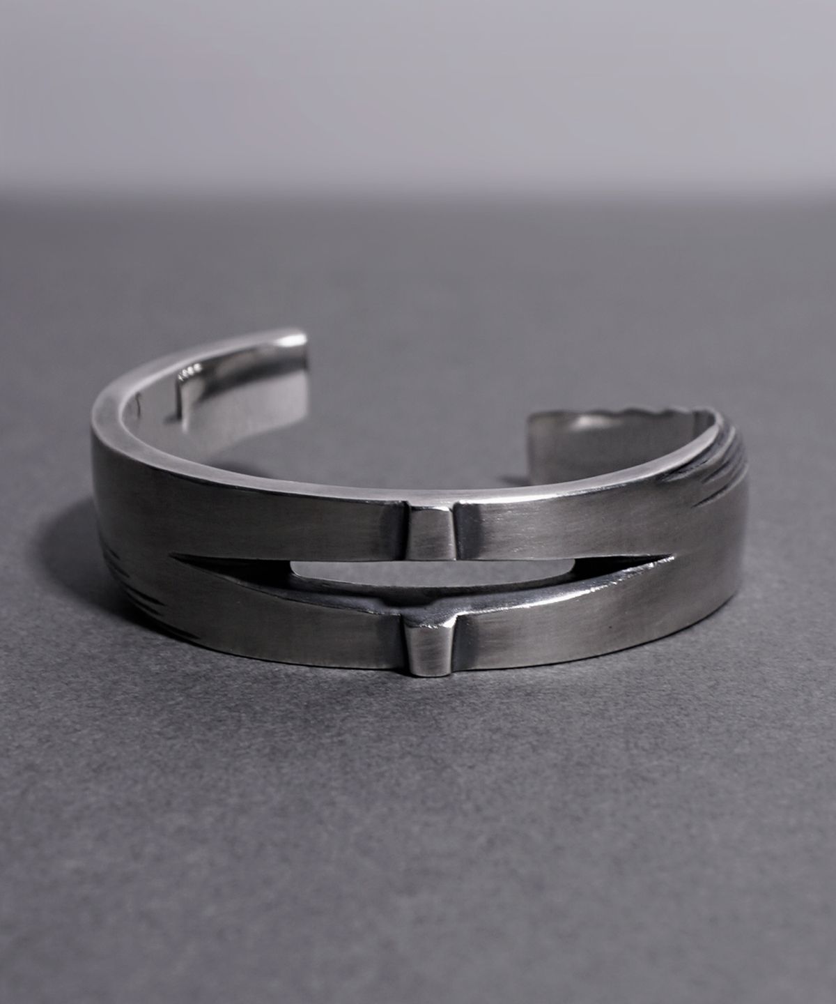갓제이크(GODJAKE) [DEVOURED] GIVE UP BRACELET