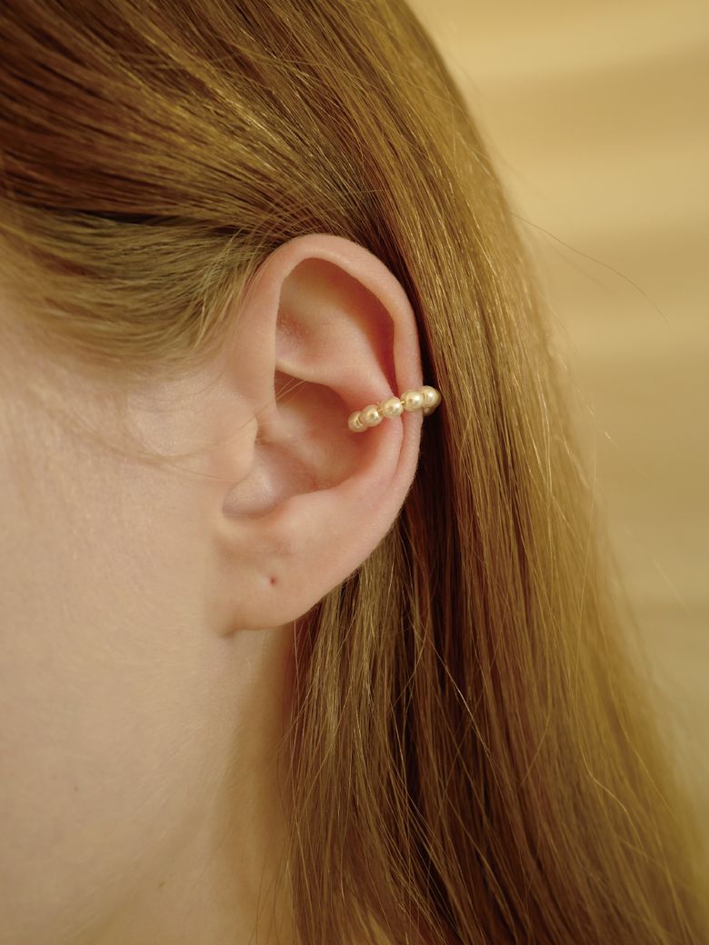 pearl earcuff