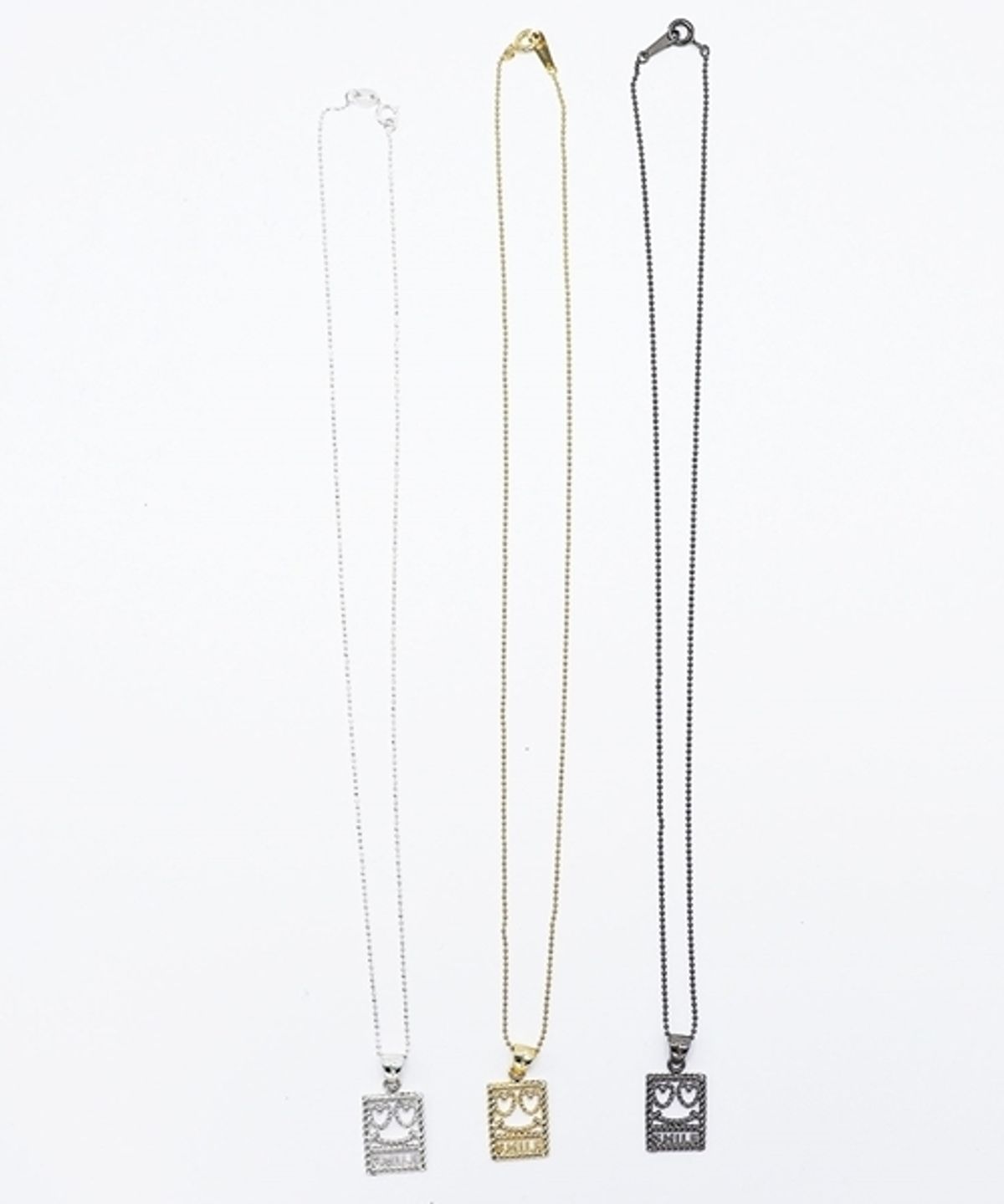 봉보(BONBEAU) Kitsch square smile Necklace 실버 스마일 스퀘어 체인 목걸이