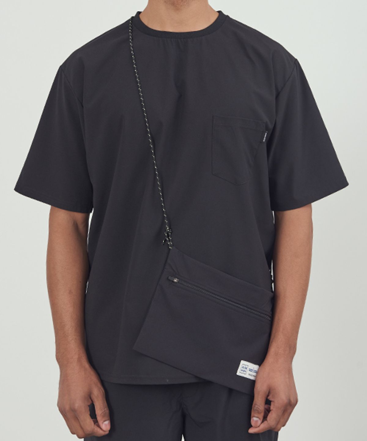 왕관(WANGGWAN) QUICK DRY 사코슈백 (Black)